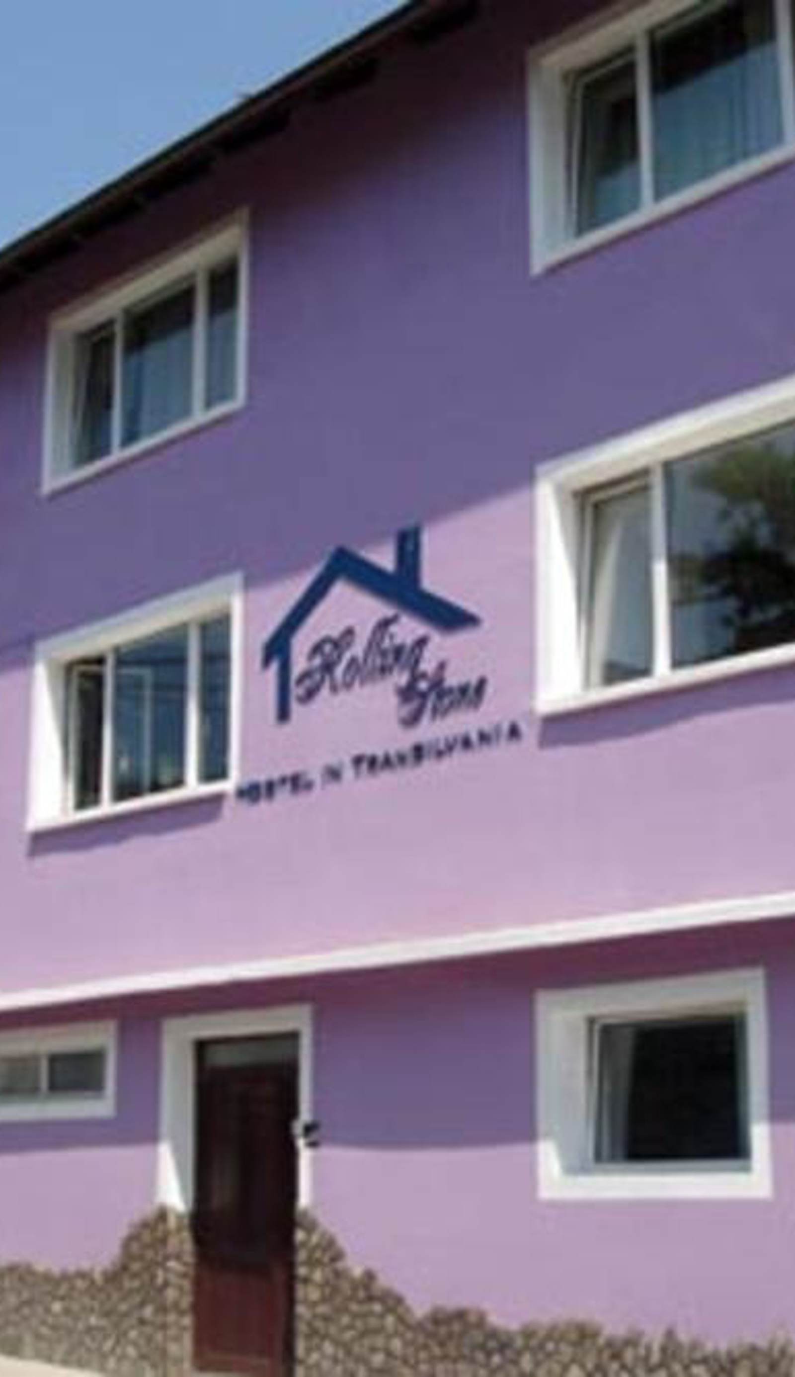 Rolling Stone Hostel
