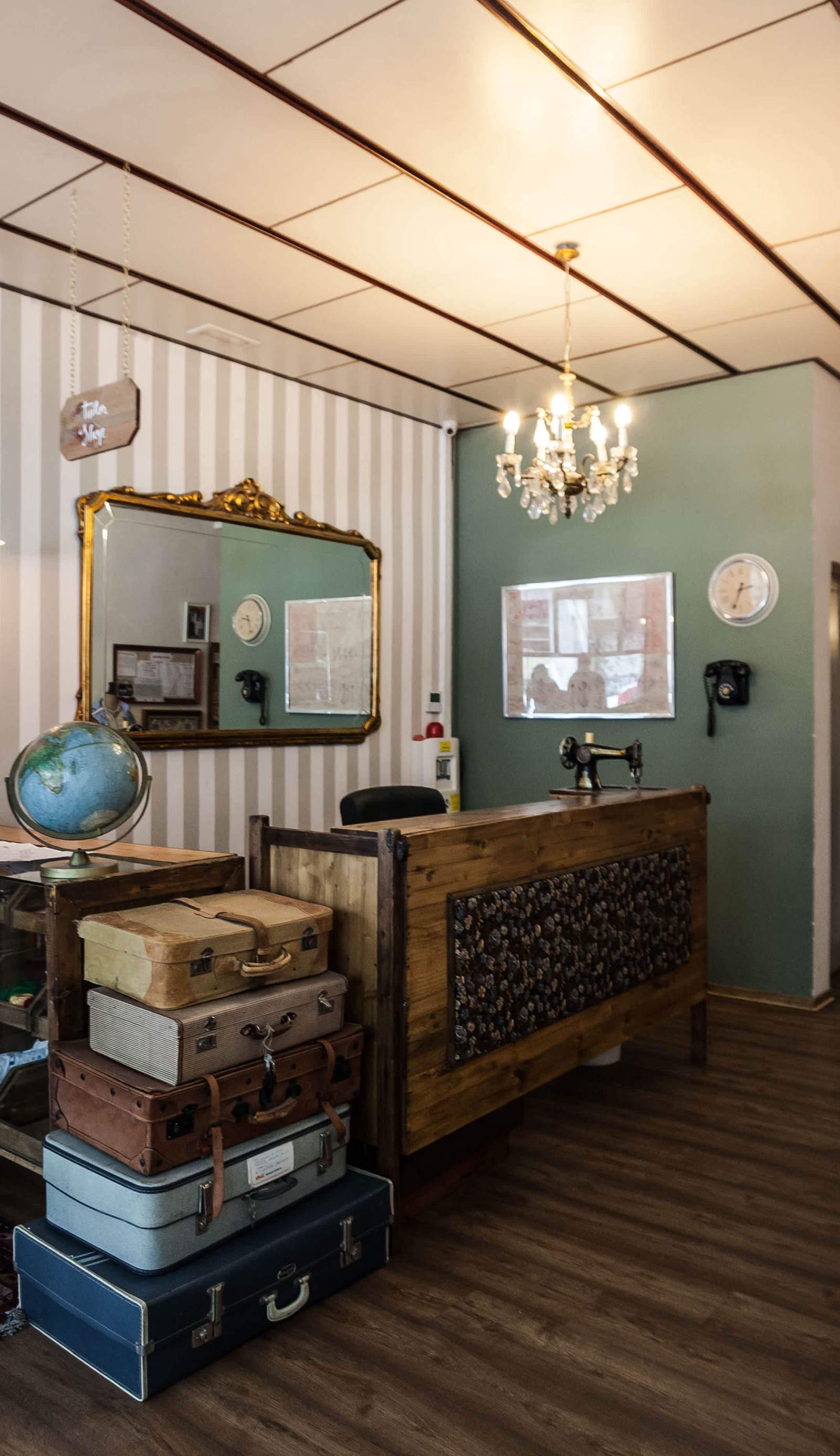 Pars Tailor's Hostel