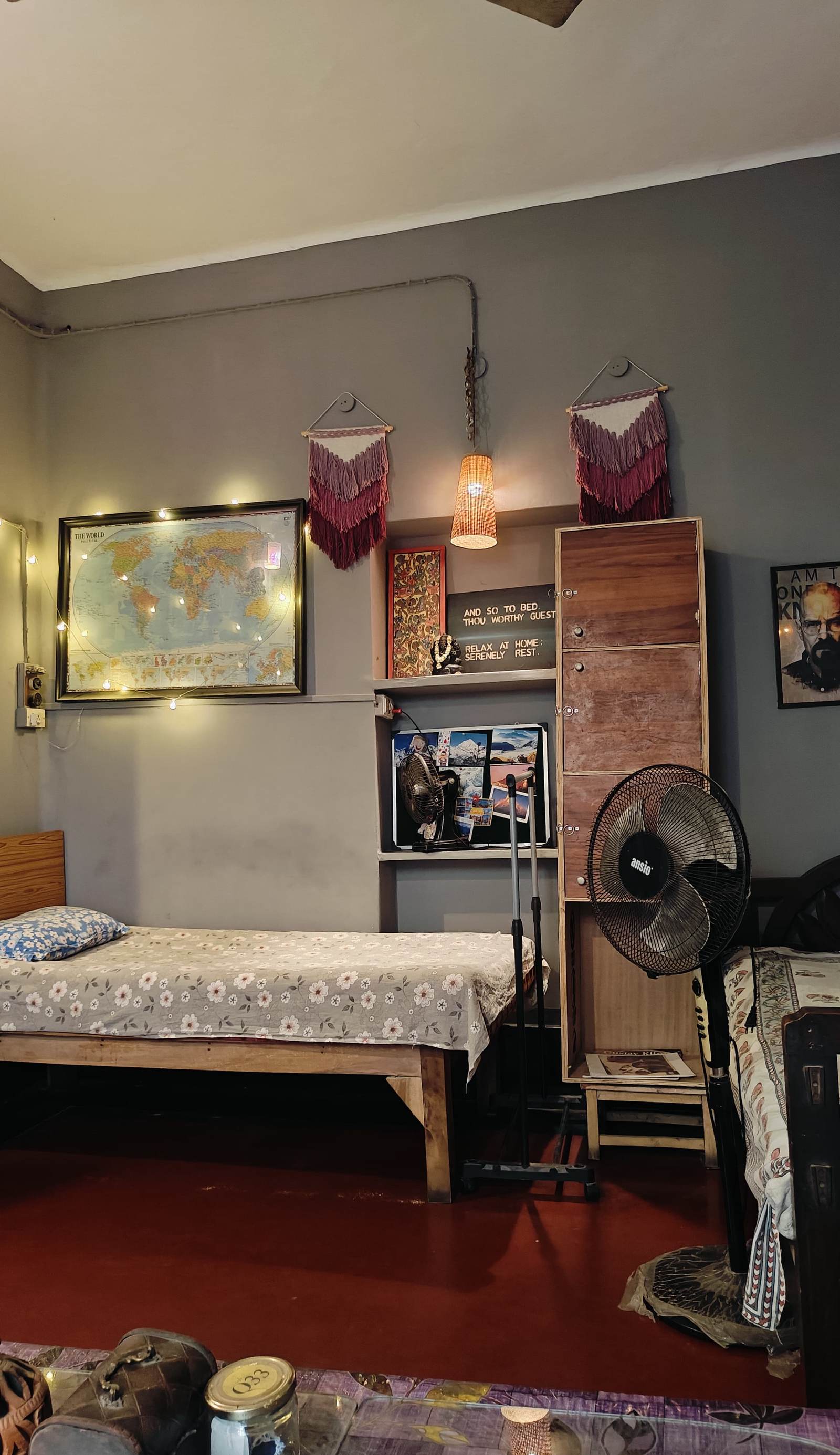 Calcutta Backpackers Homestay