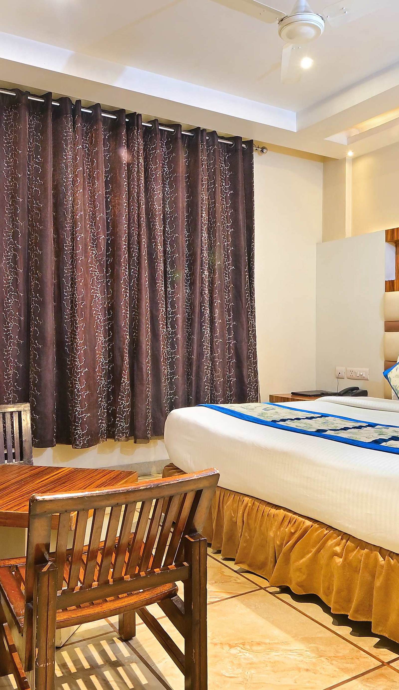 Hotel Hari Piorko Grand-2 Min from New Delhi Rail