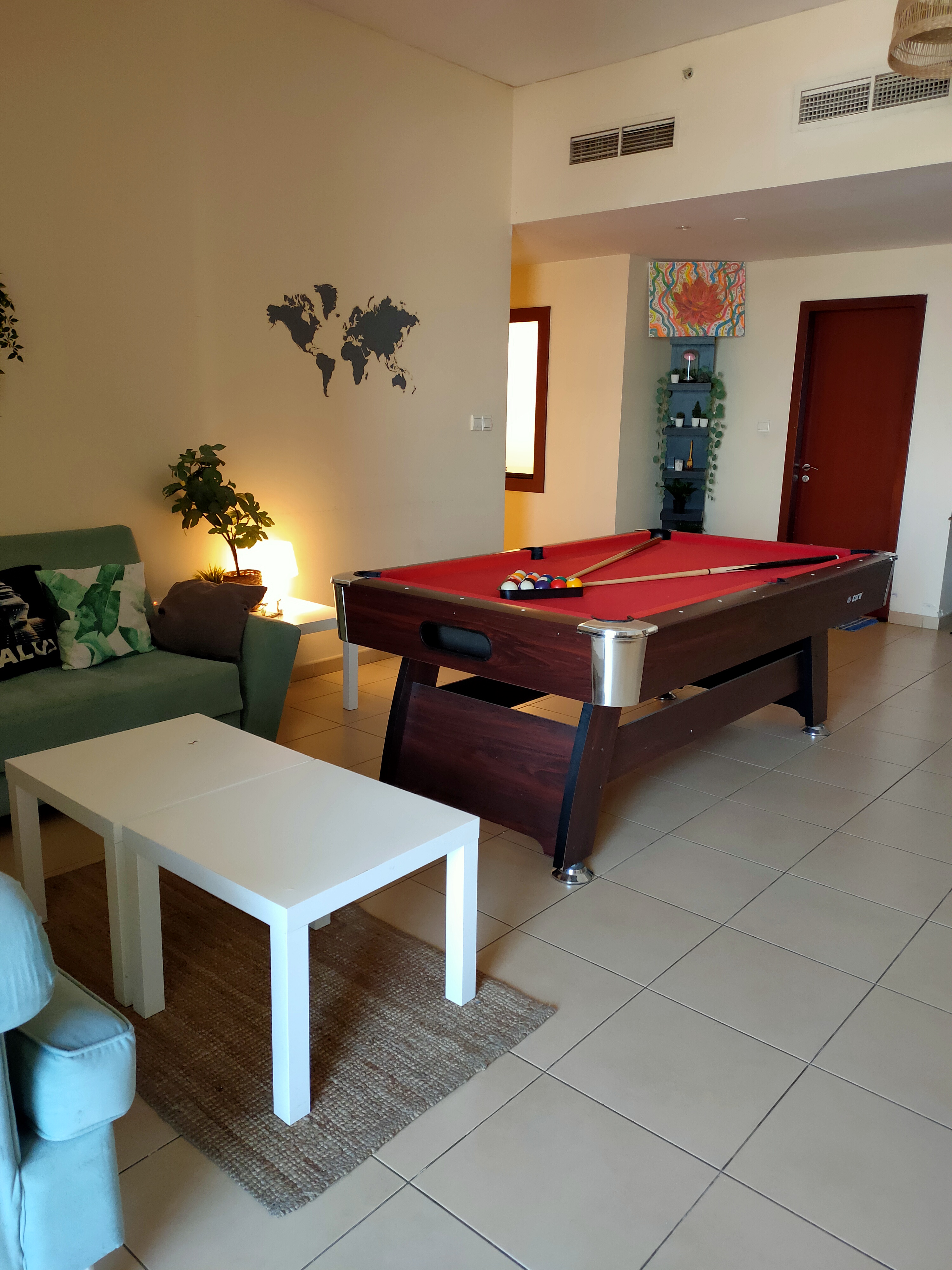 Bombay Backpackers DXB