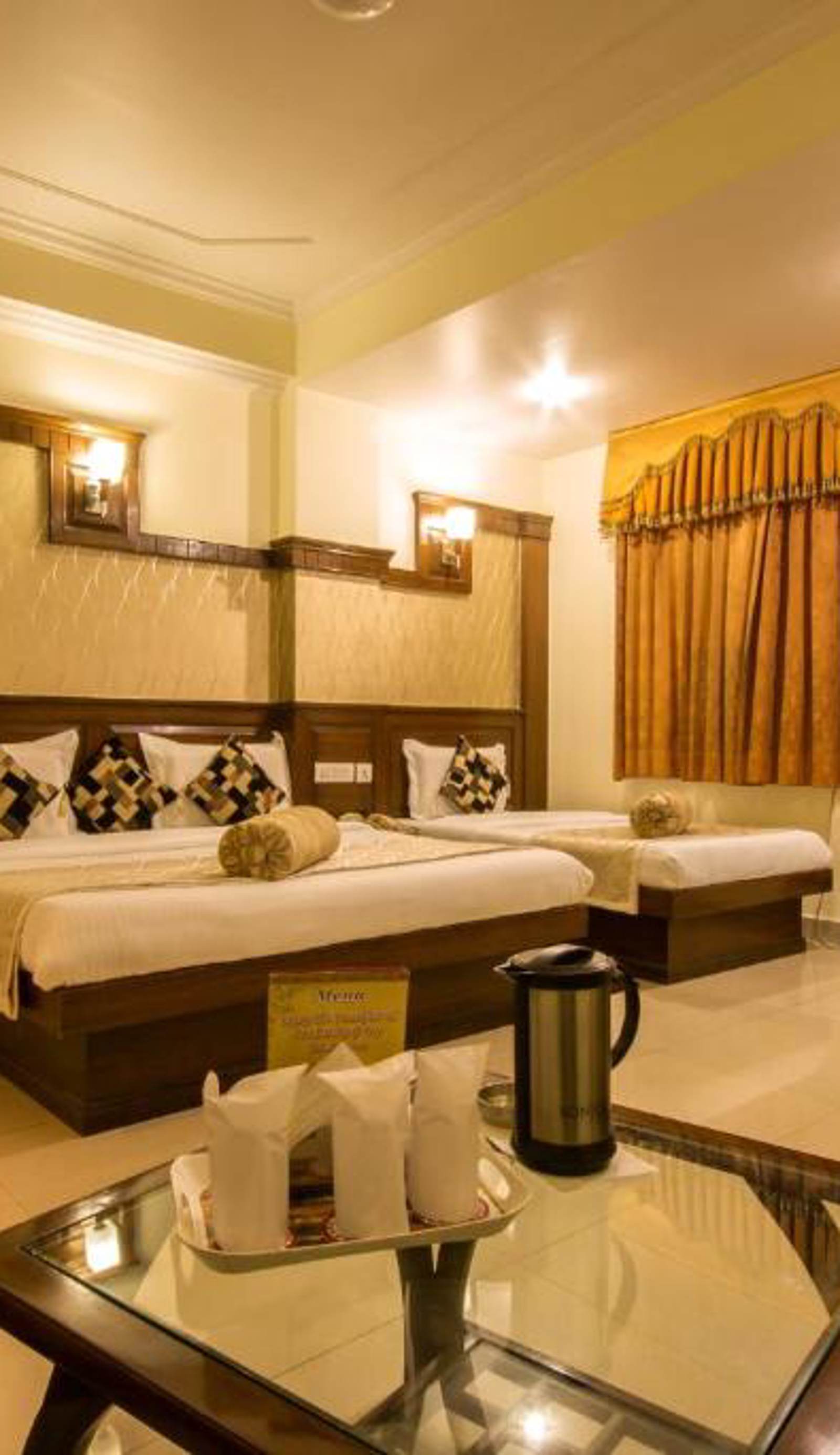 Hotel Grand Park Inn