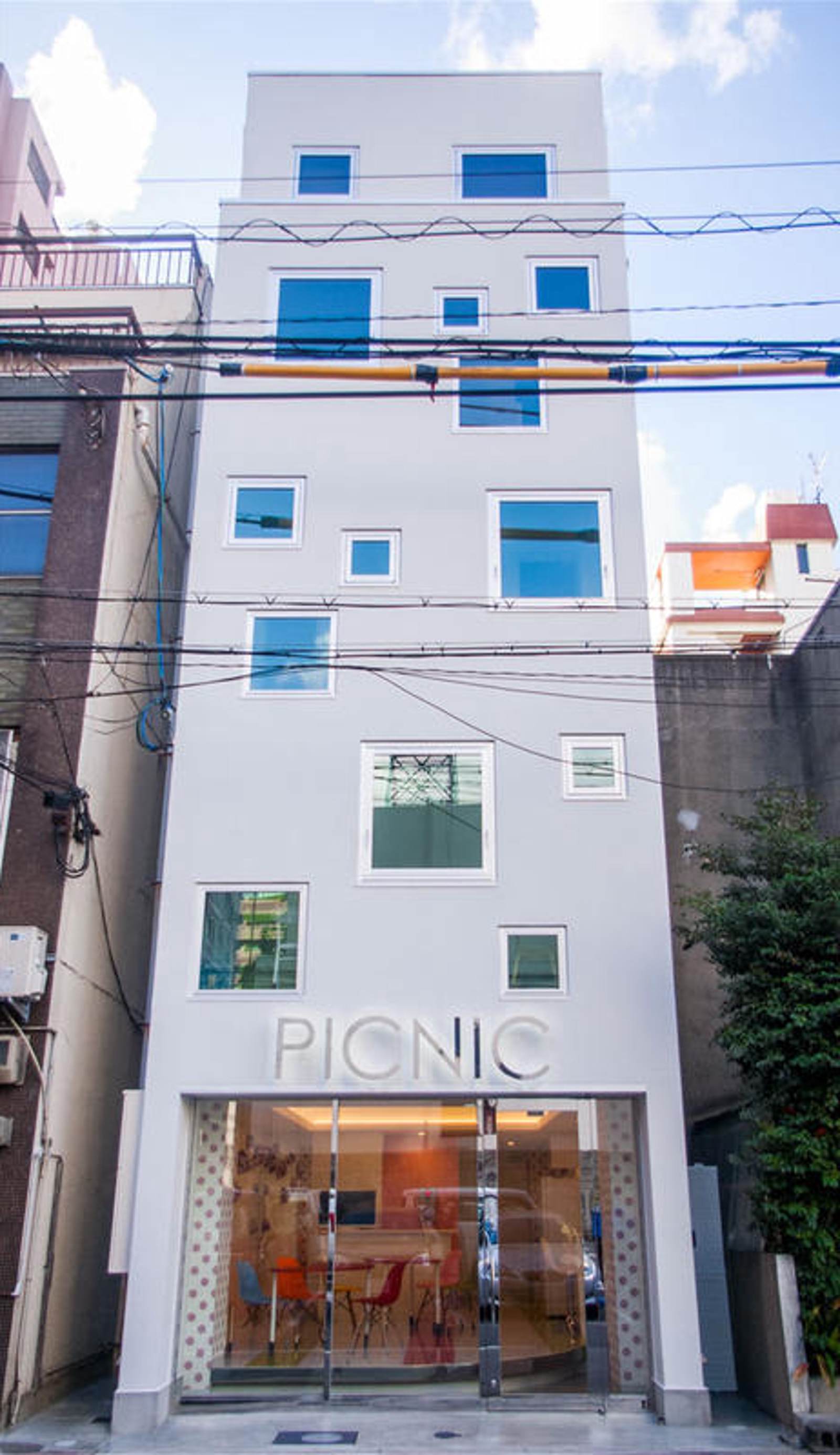 Picnic Hostel Osaka