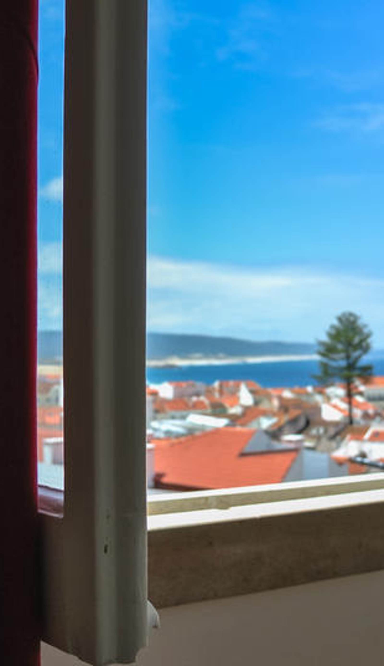 Nazaré Hostel - rooms & dorms
