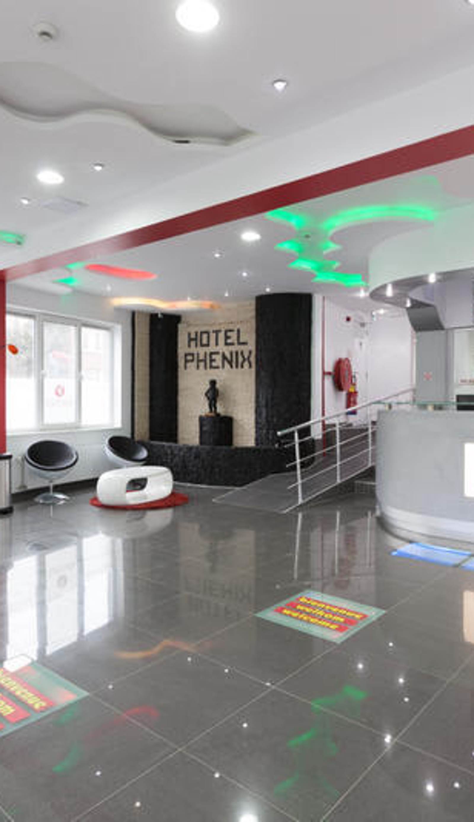 Hotel Phenix