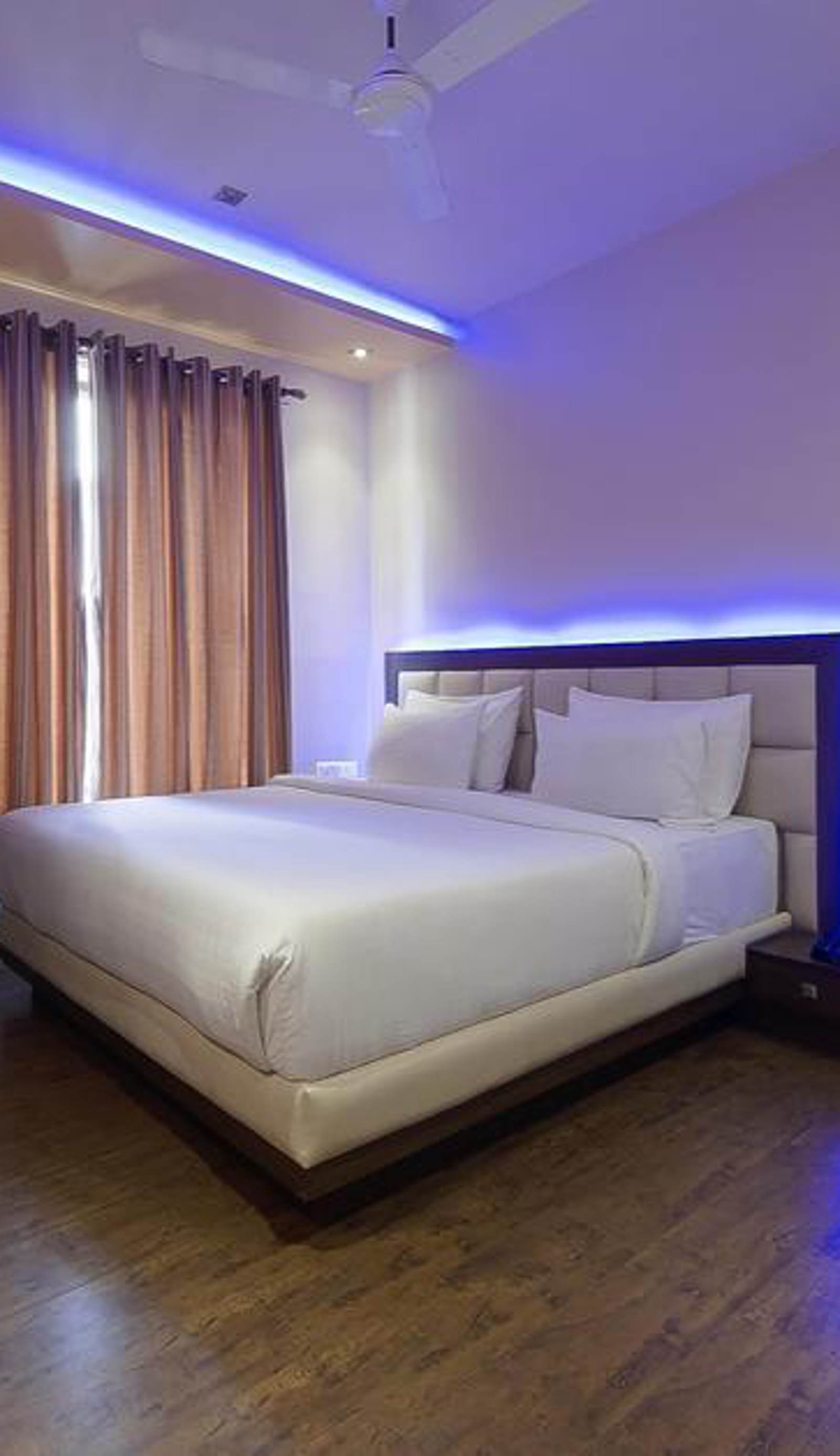 Hotel Heritage Inn