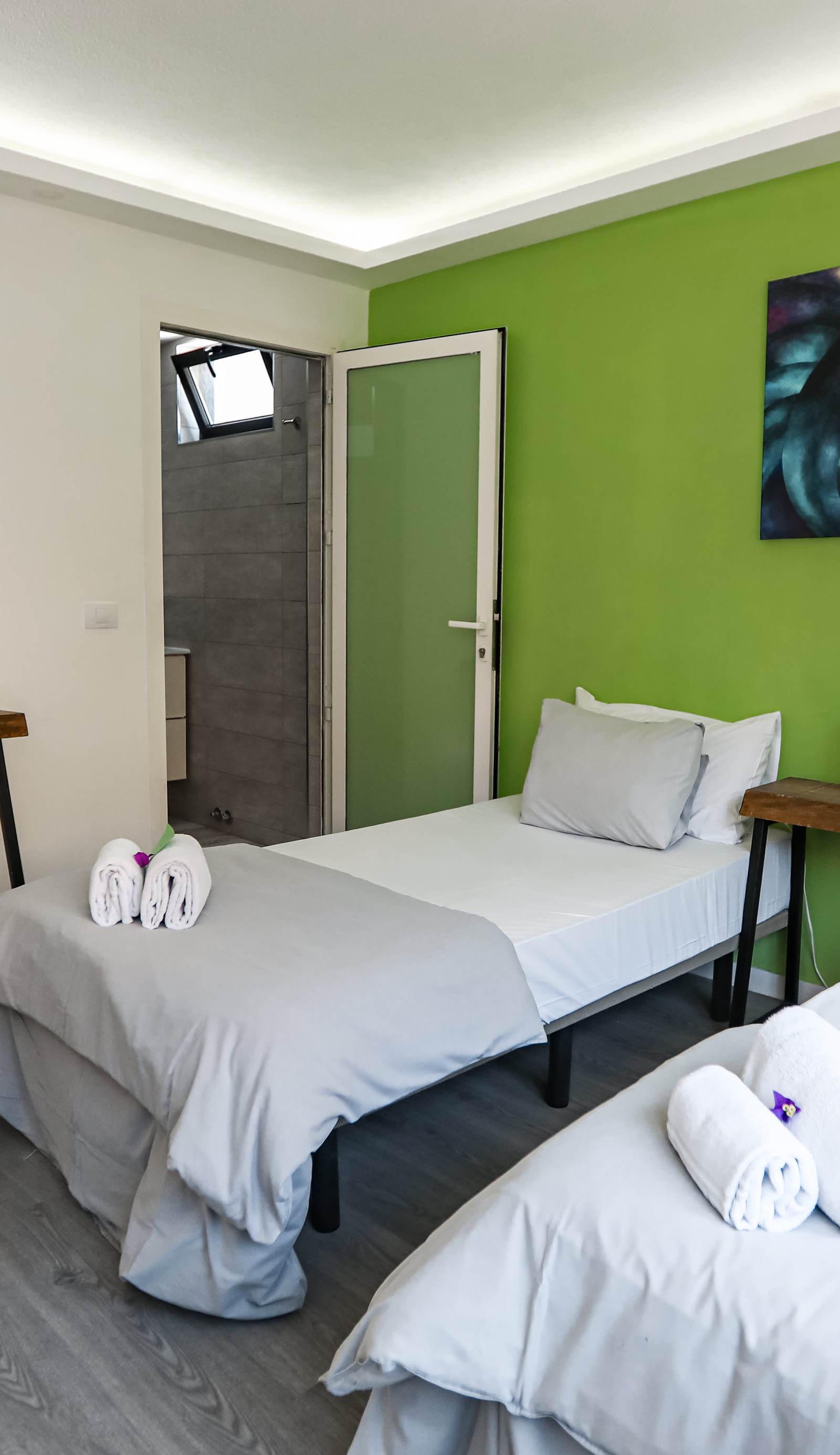 Tree House Hostel