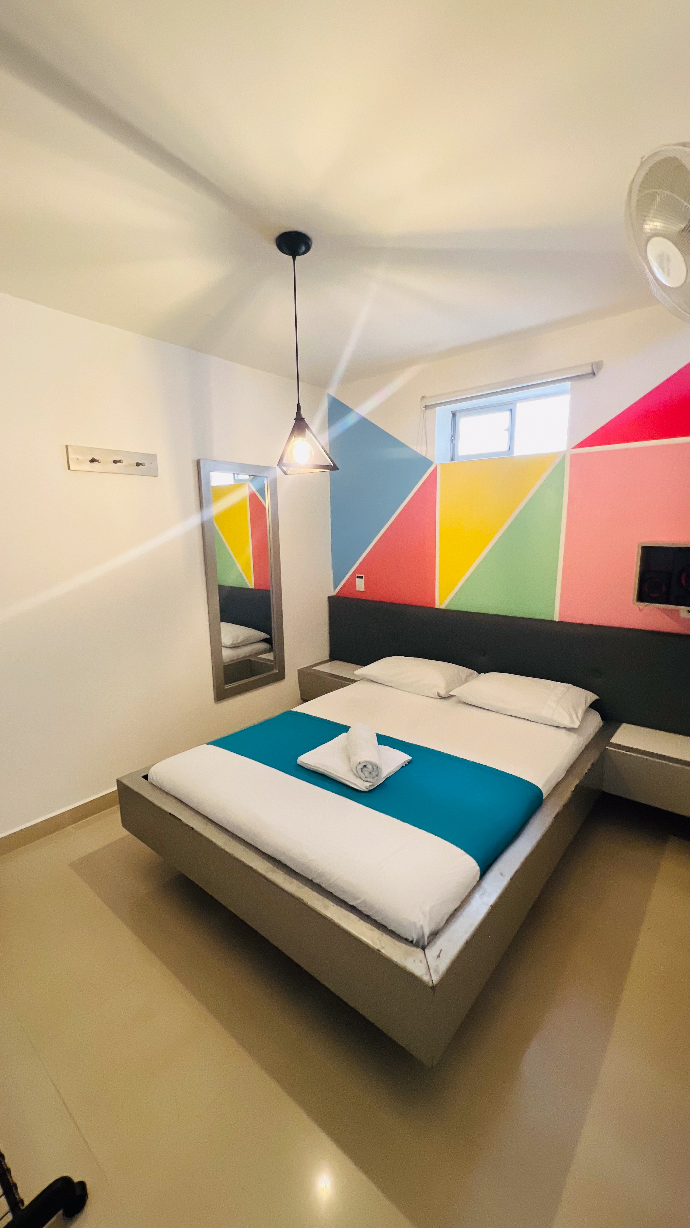 Kromatic Hostel