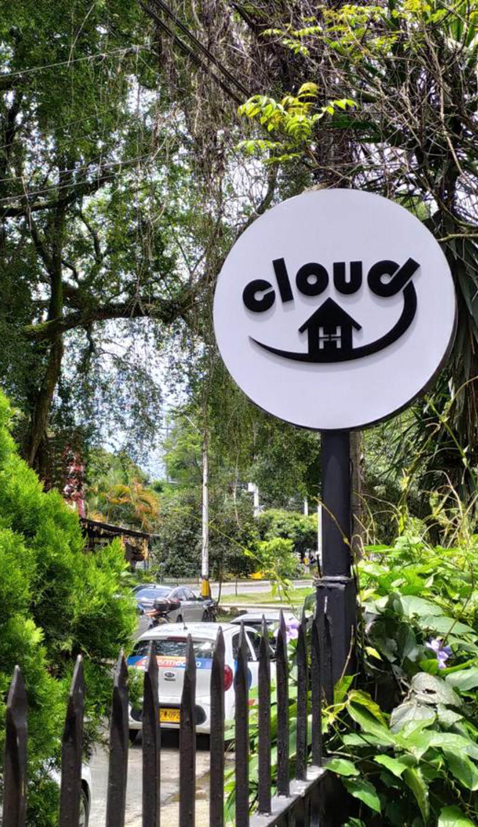 Cloud9 Hostel
