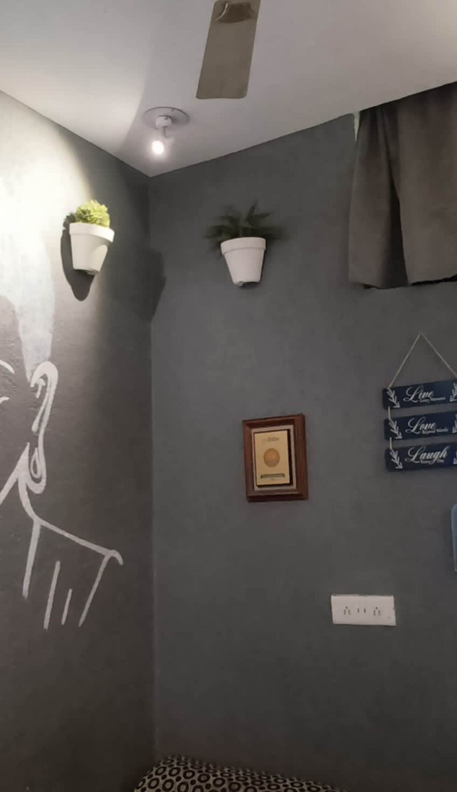 BlueStays Hostel