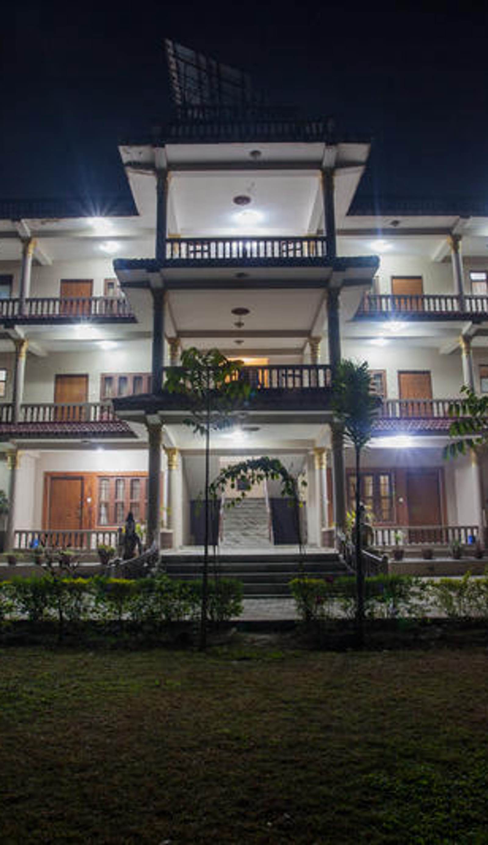 Chitwan Forest Resort