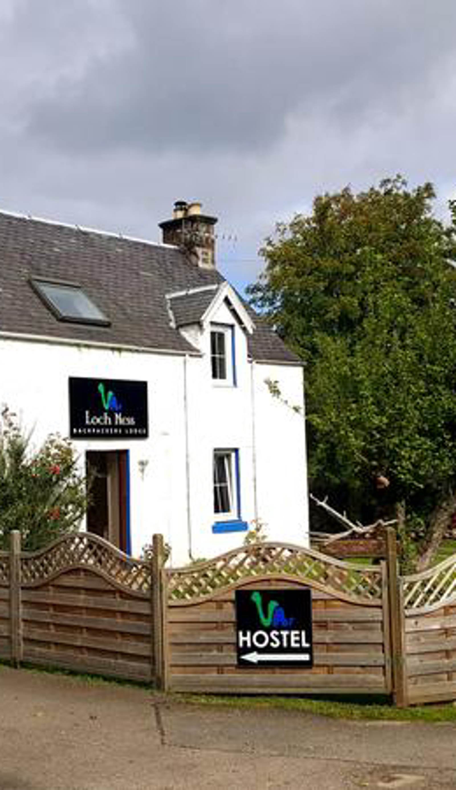 Loch Ness Backpackers