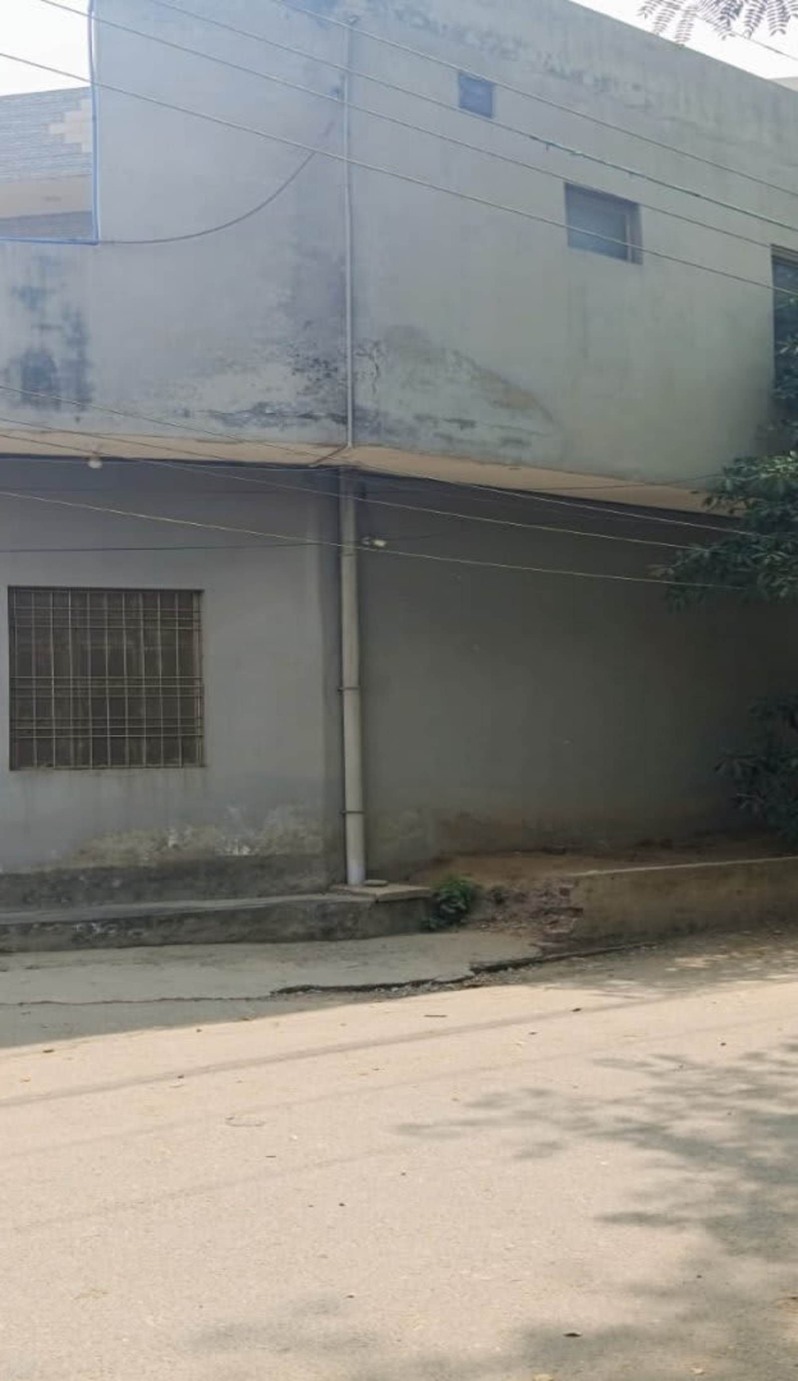 Five Giants Homestay Lahore