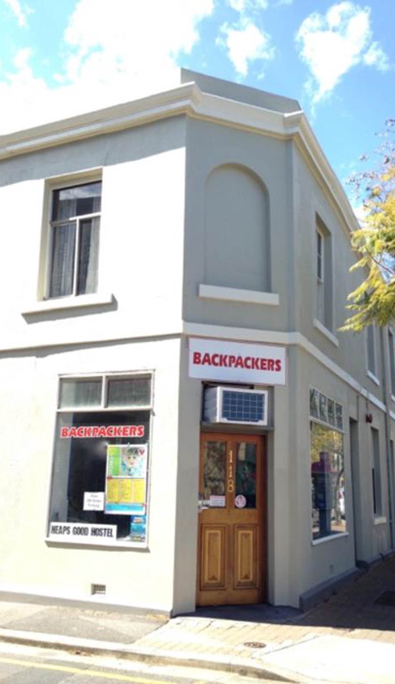 Shingo's Backpackers