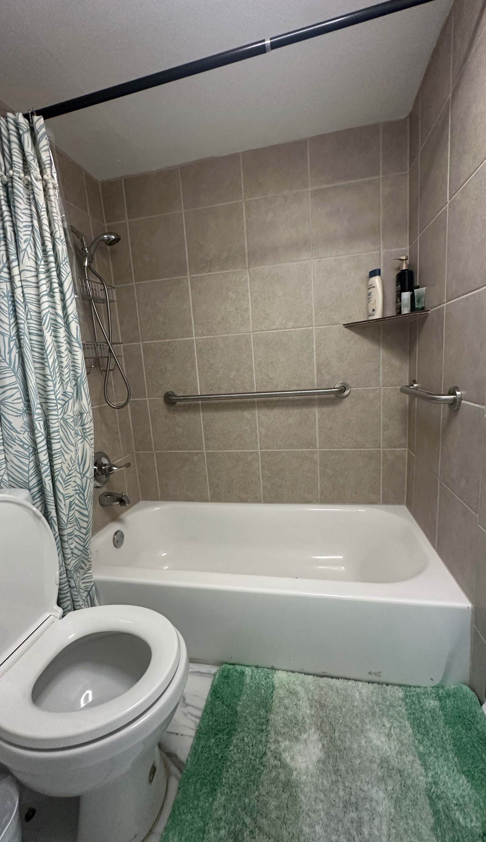 Mixed Gender Shared Room - CoLiving Condo