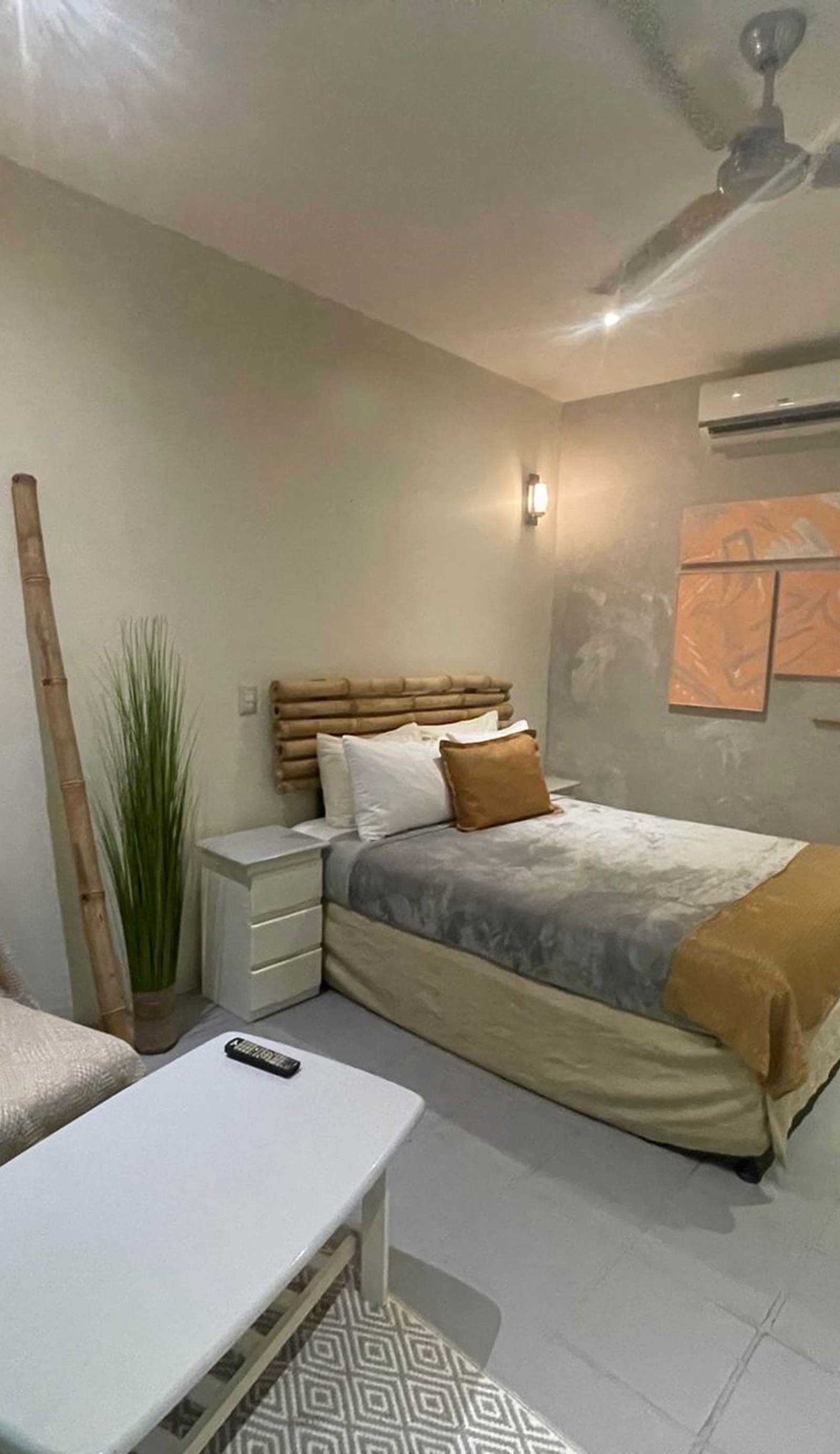Bonga House