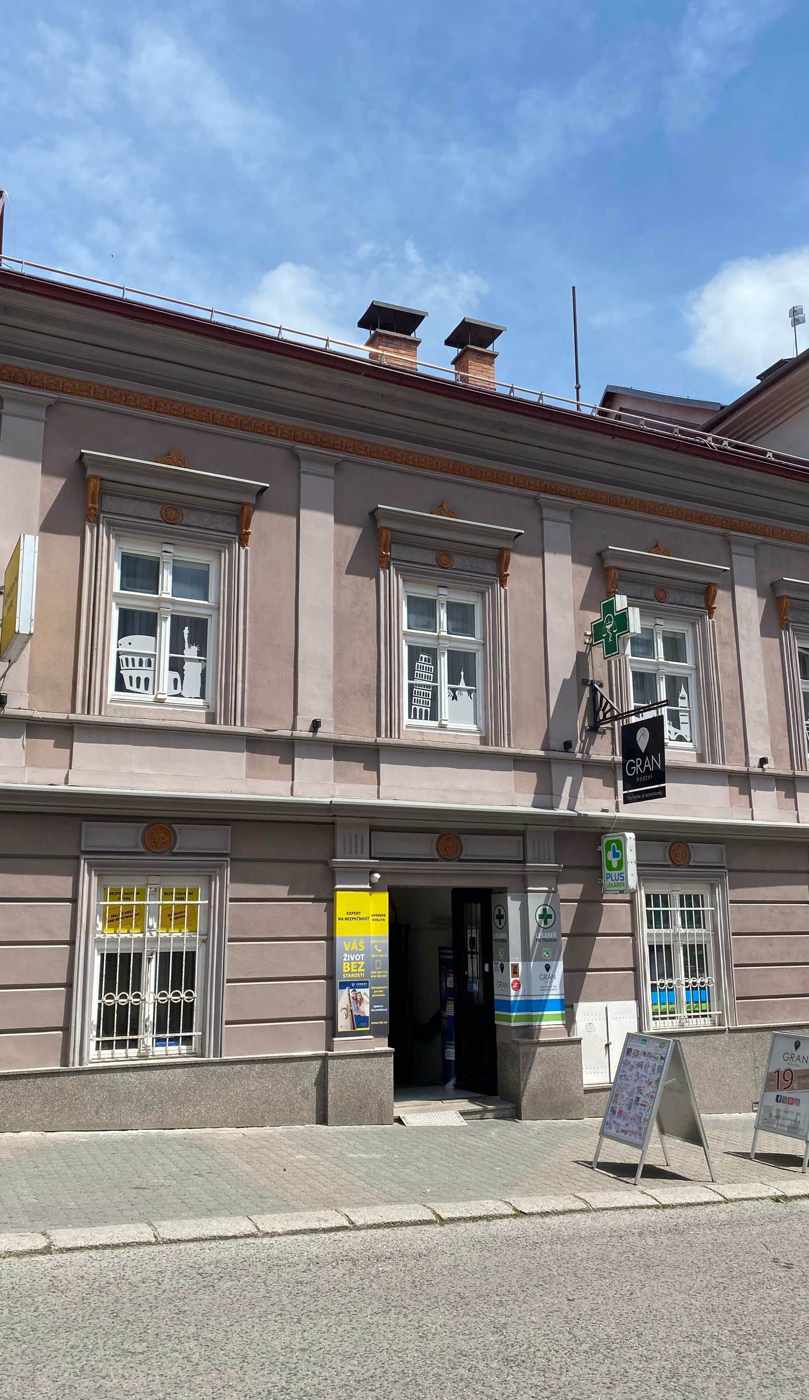 Gran Hostel