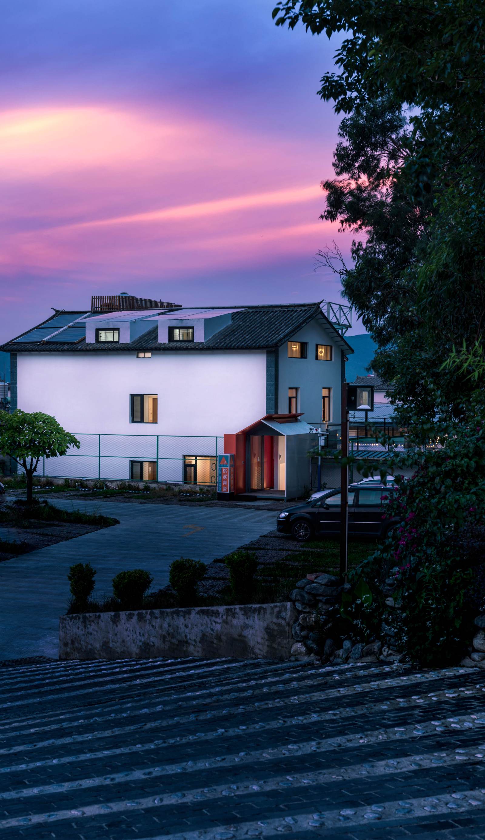 Taoxi Creek Hostel
