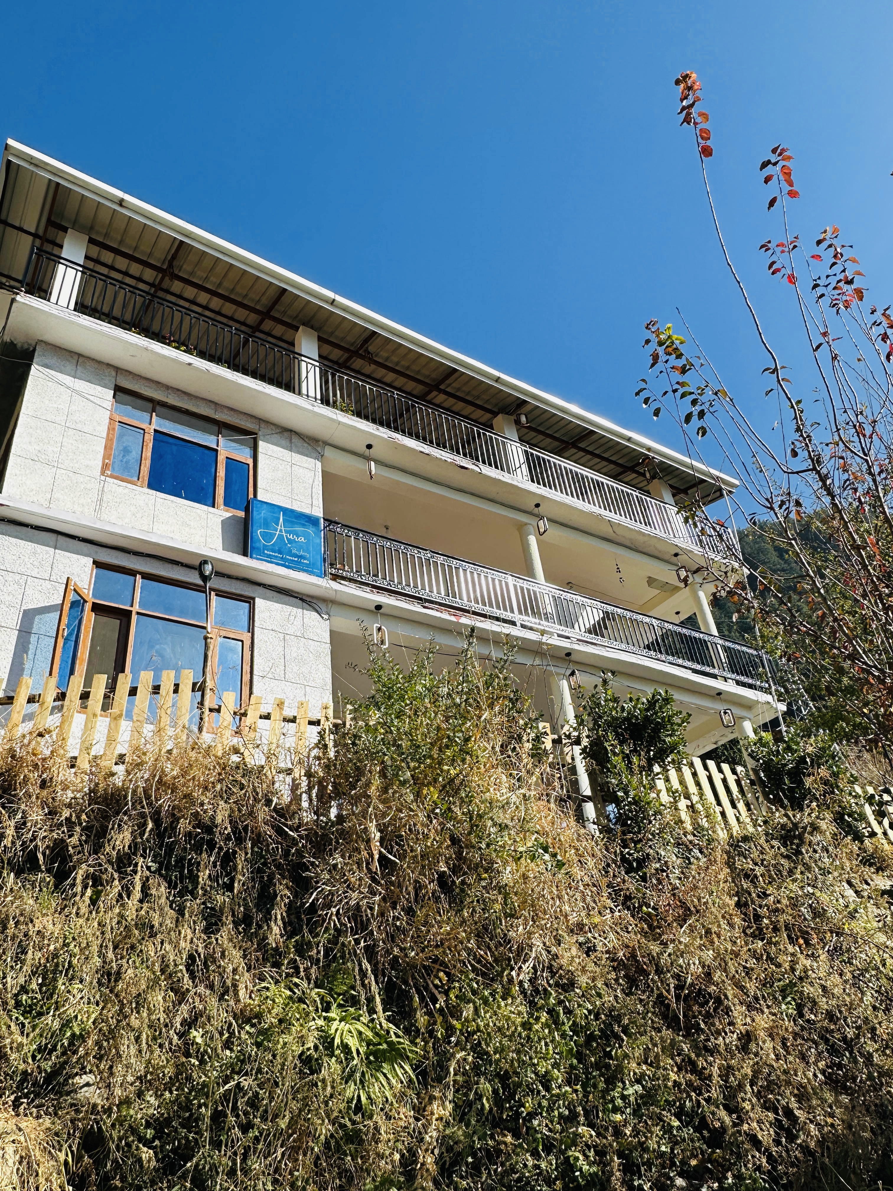 Aura by RA in Manali - Mountain View Rooms