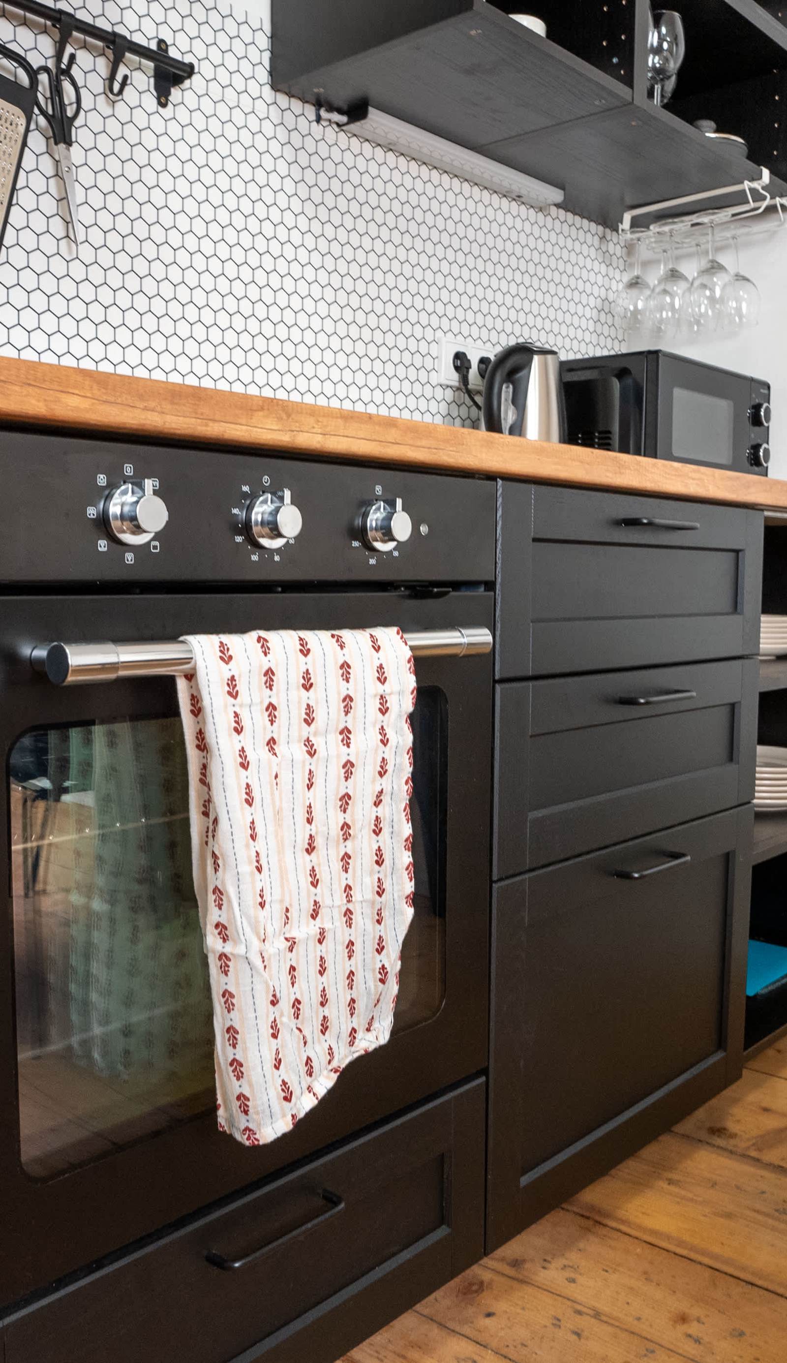 White Wolf House Hostel & Apartments