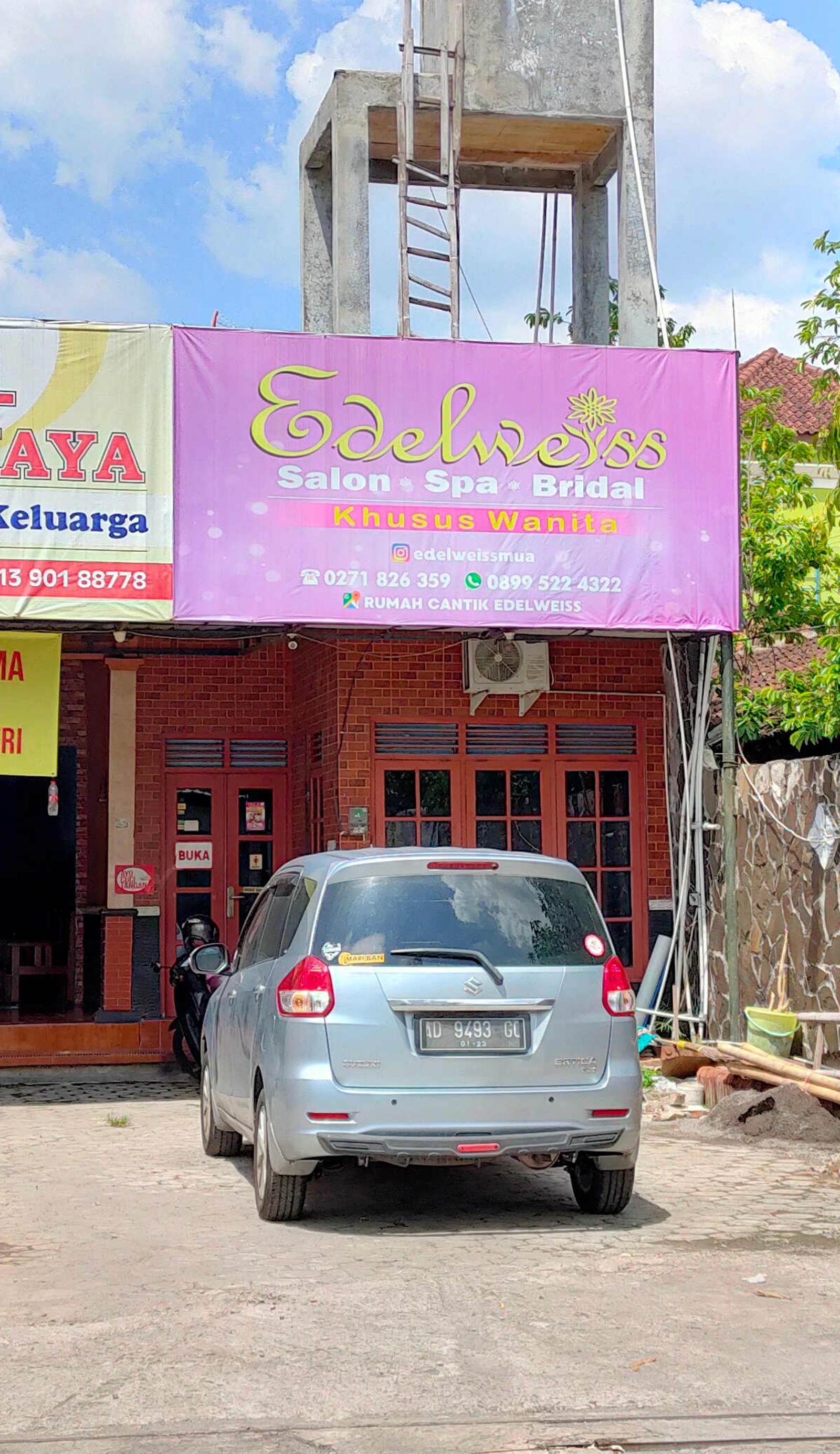 Hotel Keluarga Mekar Jaya