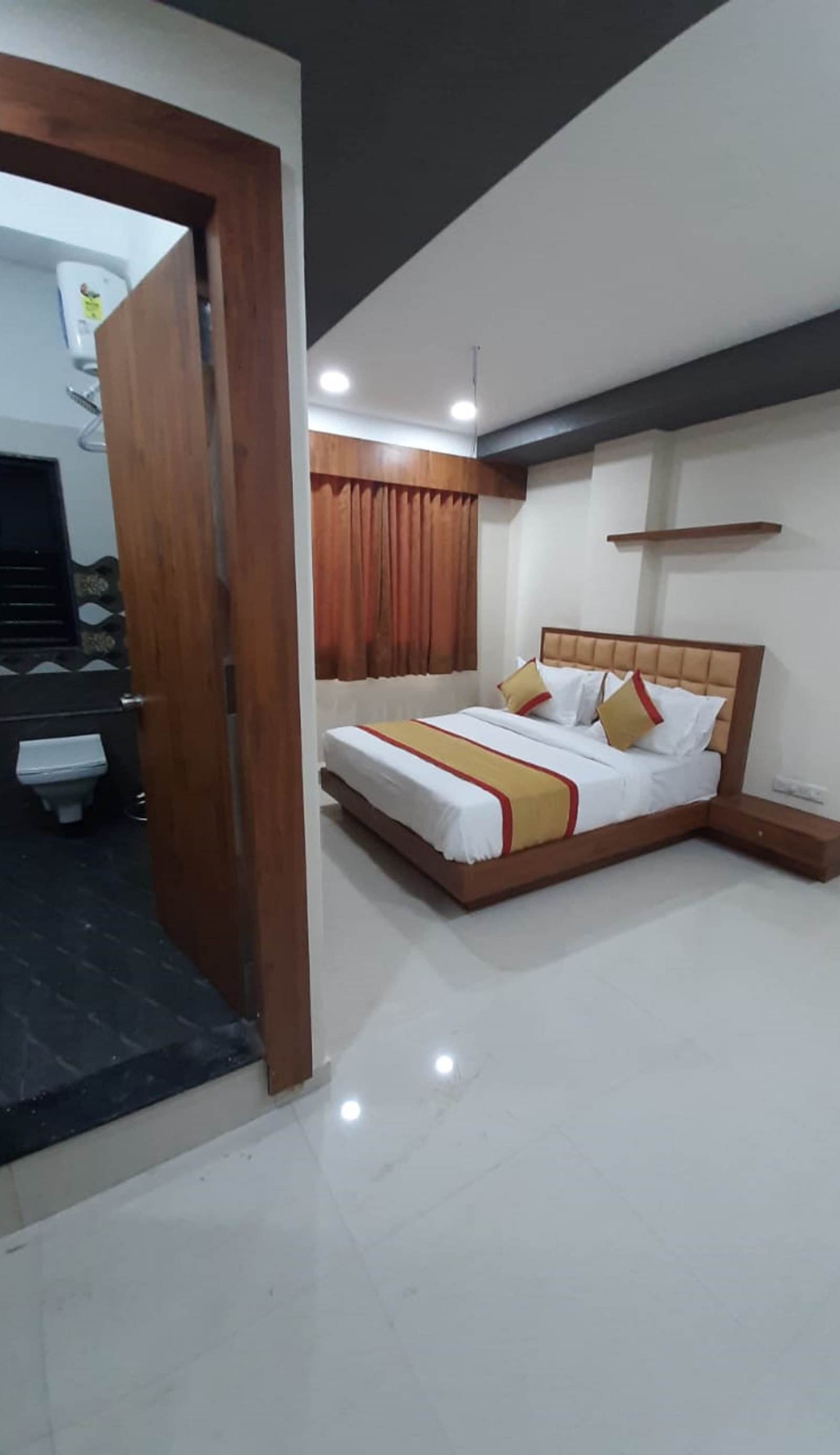Hotel Rest & Ride