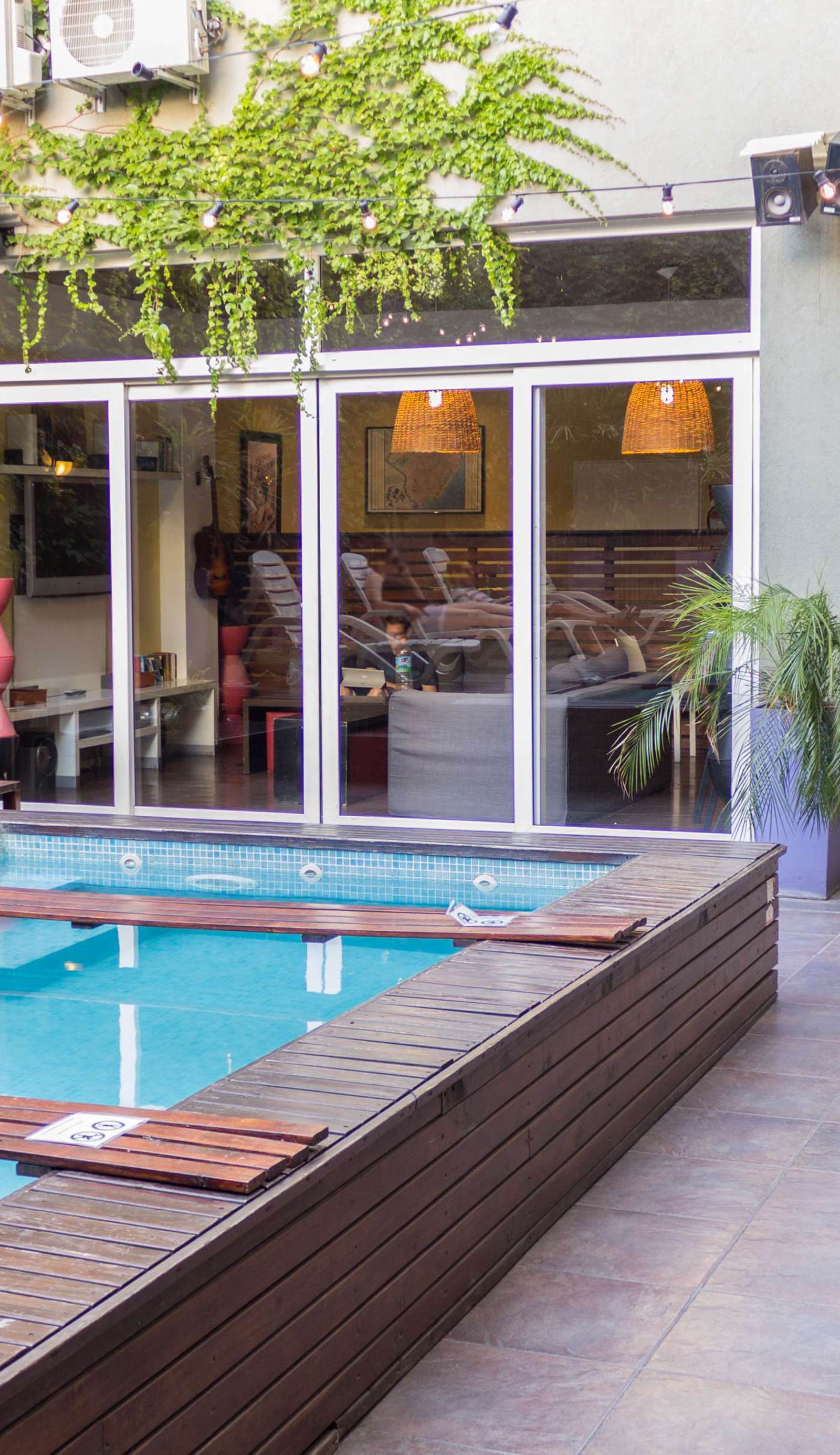 Circus Hostel