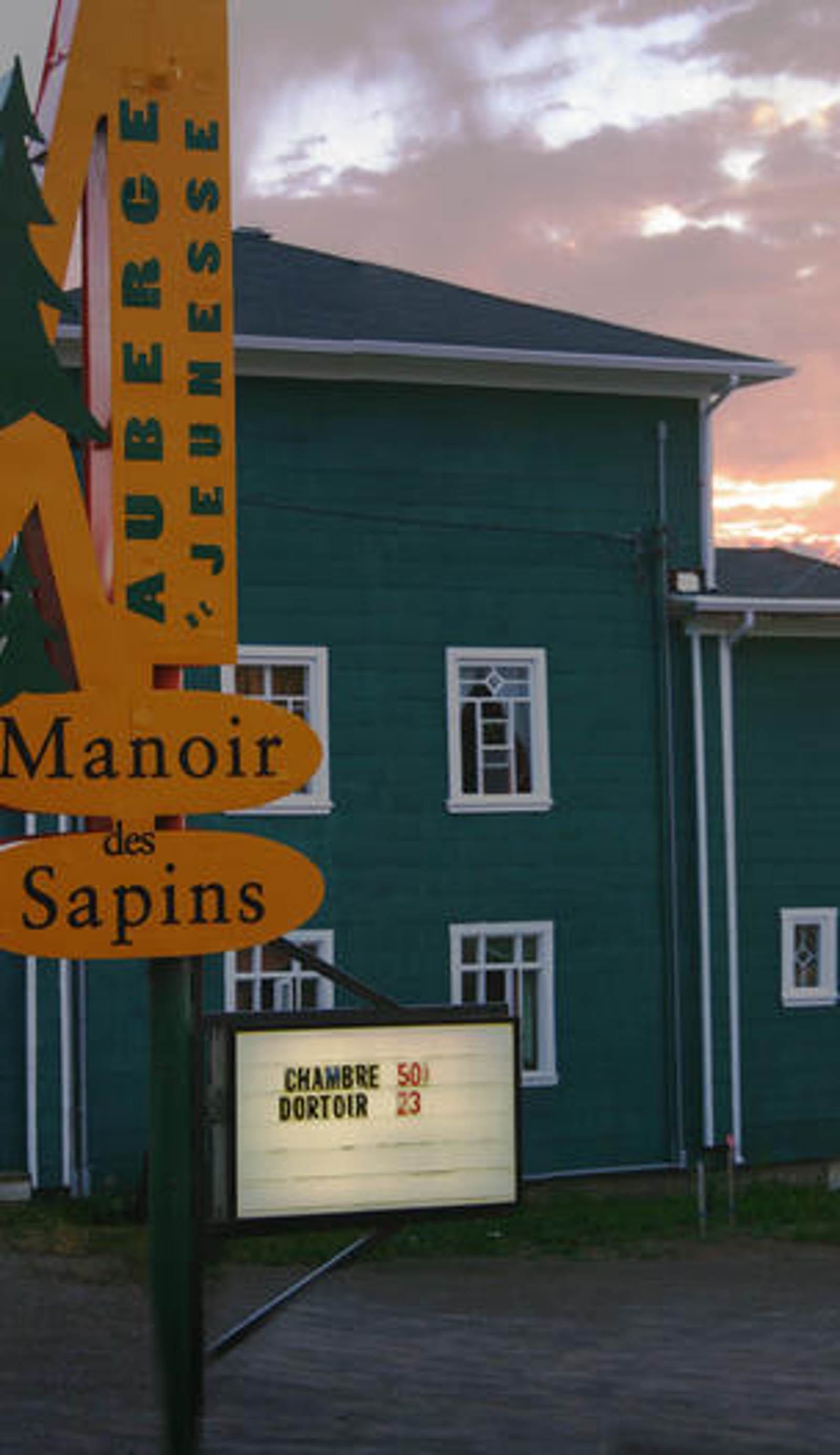 Auberge de Jeunesse du Manoir des Sapins