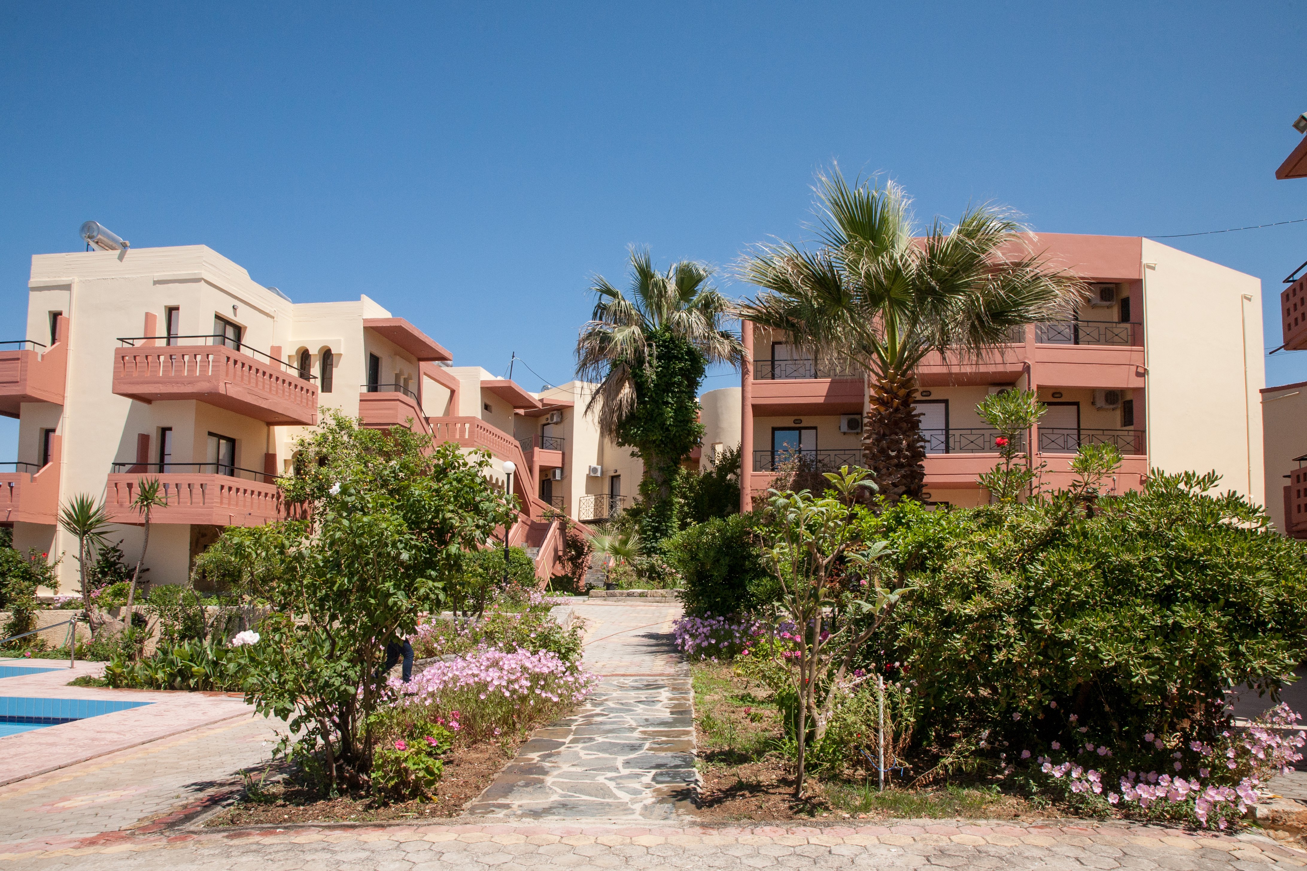 Ekavi apartments