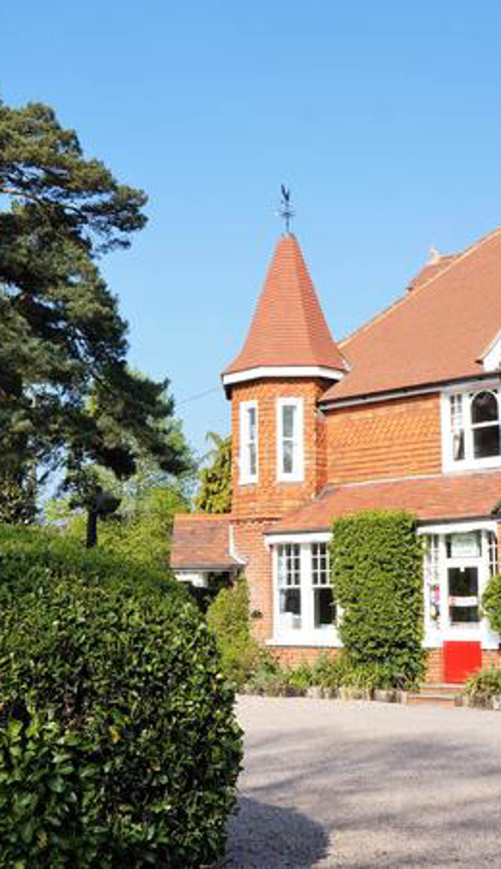 The Lawn Guest House