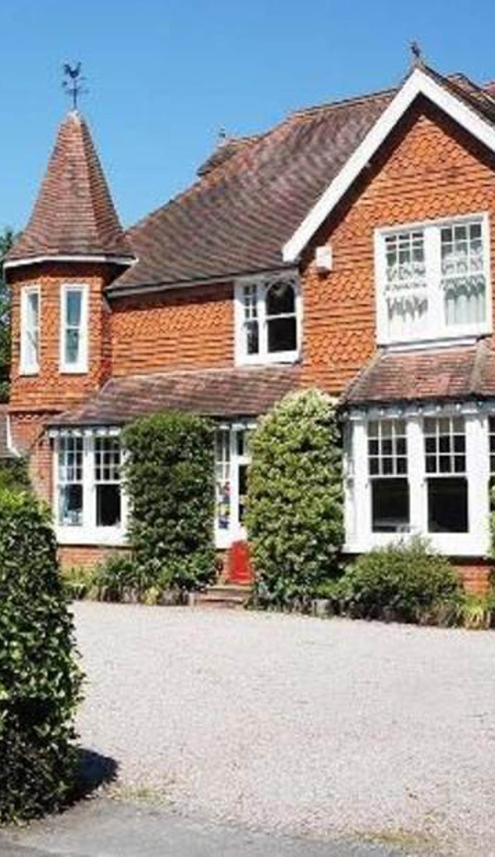 The Lawn Guest House
