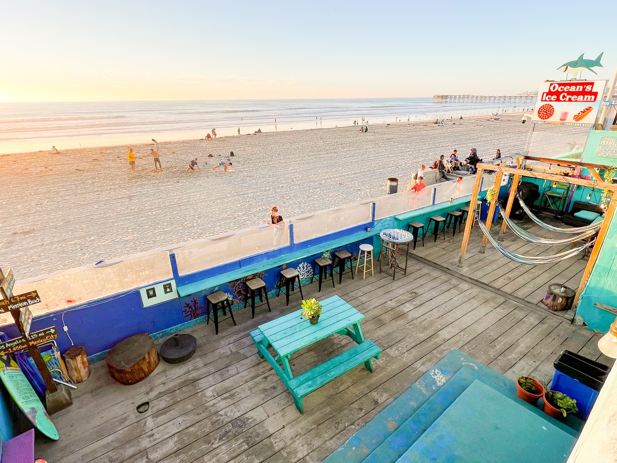 ITH Beach Bungalow Surf Hostel