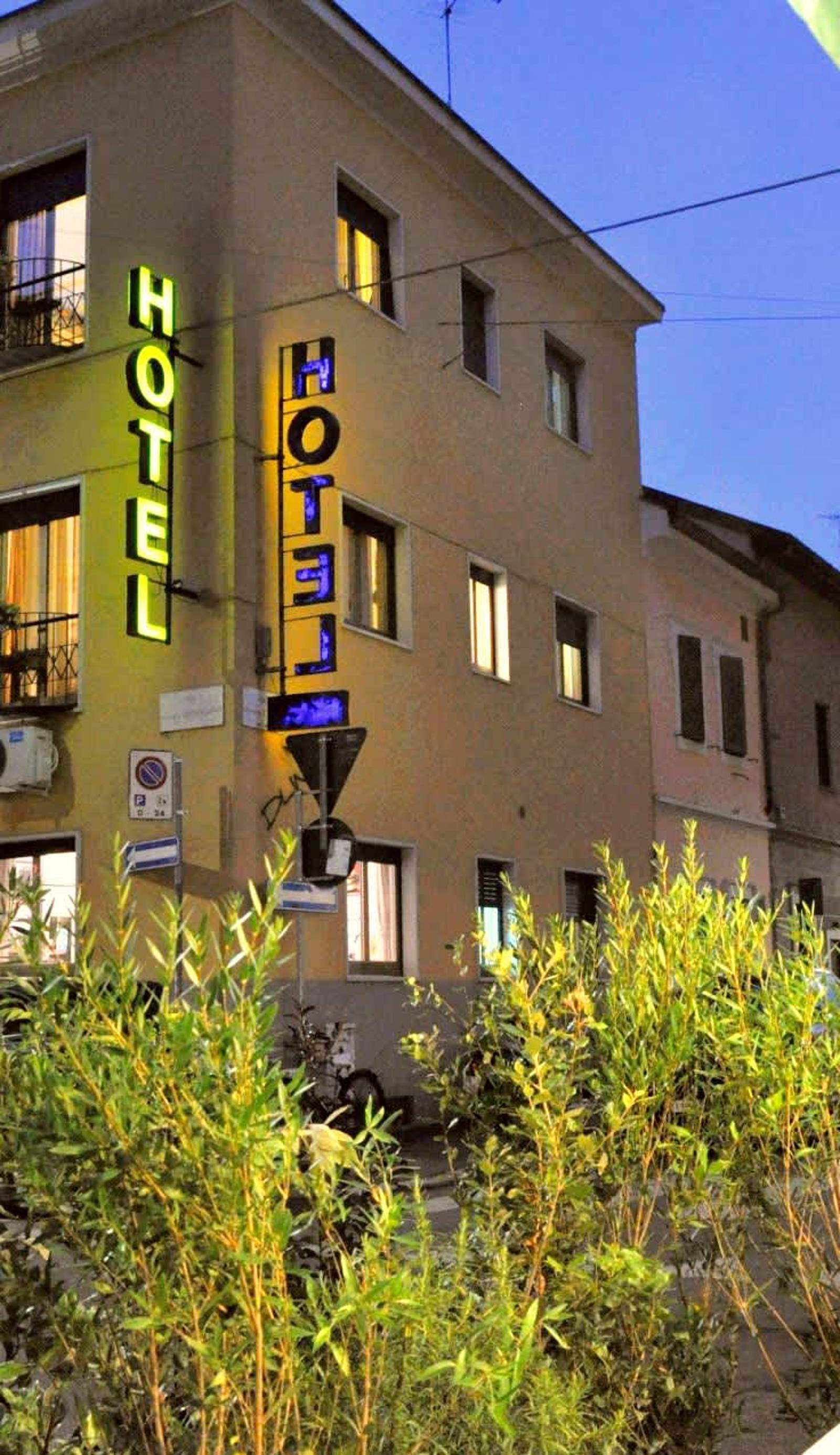 Hotel Dover