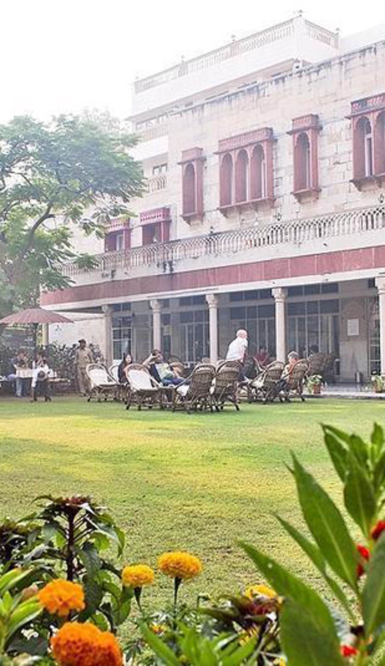 Hotel Arya Niwas