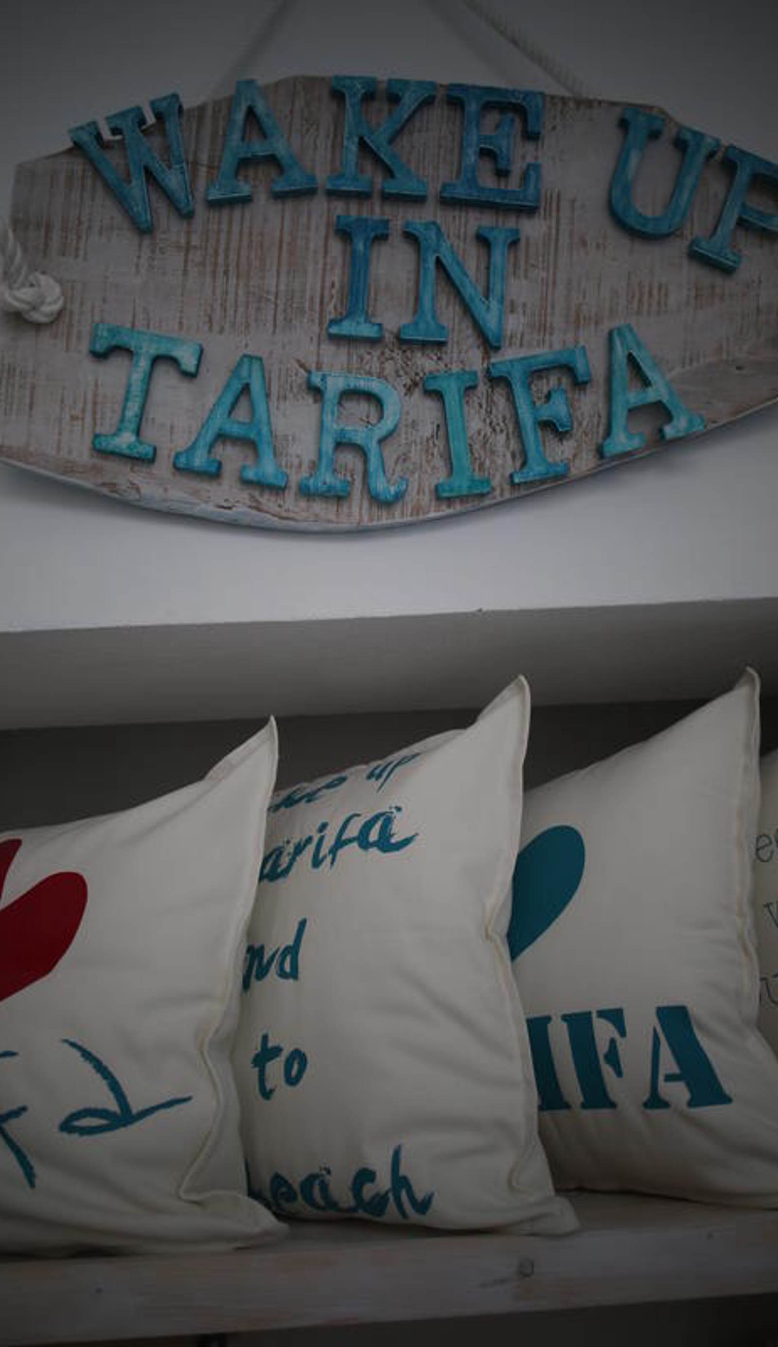 Wake Up In Tarifa Hostel & Restaurant Lounge