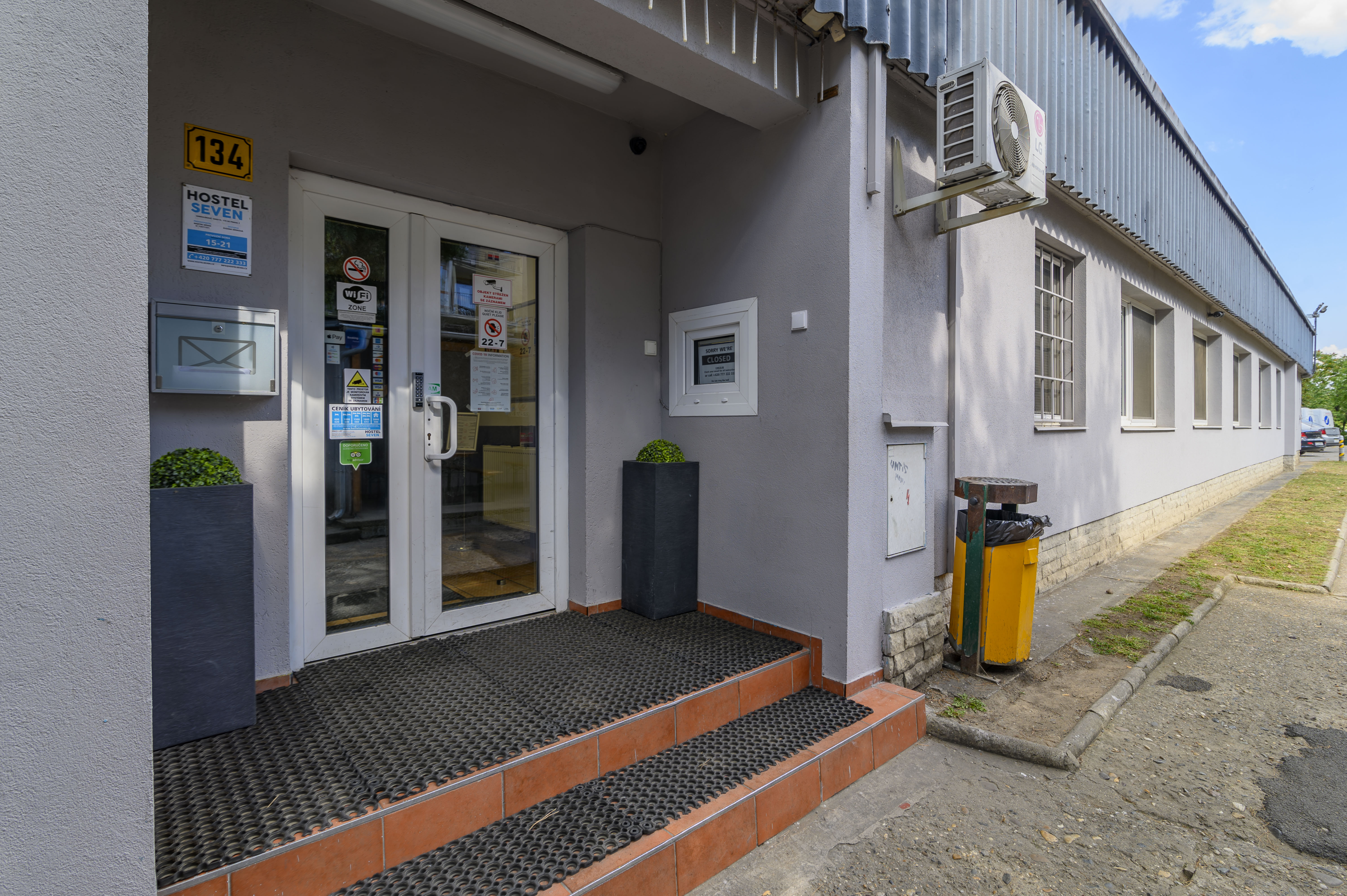 Hostel Seven