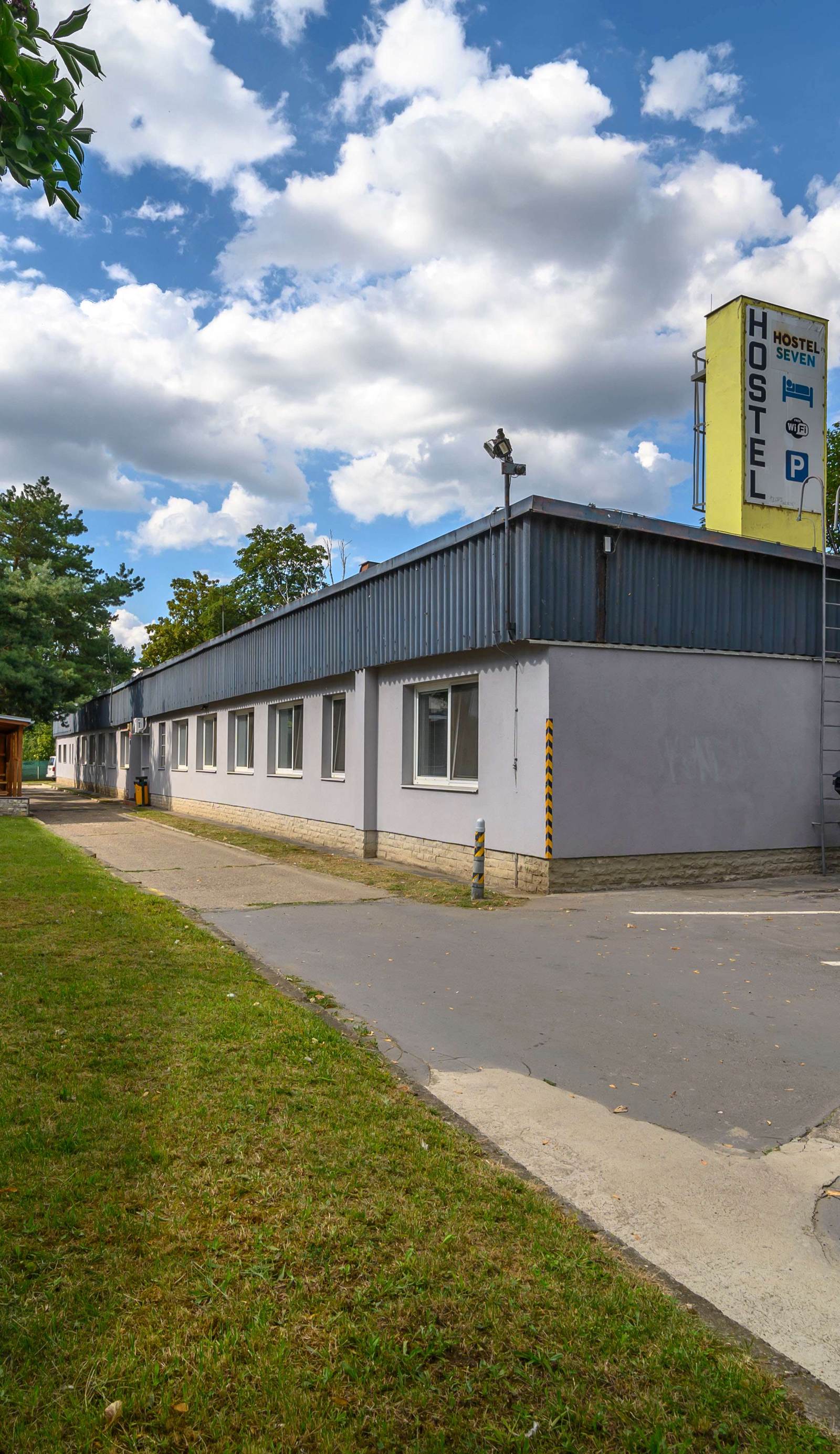 Hostel Seven
