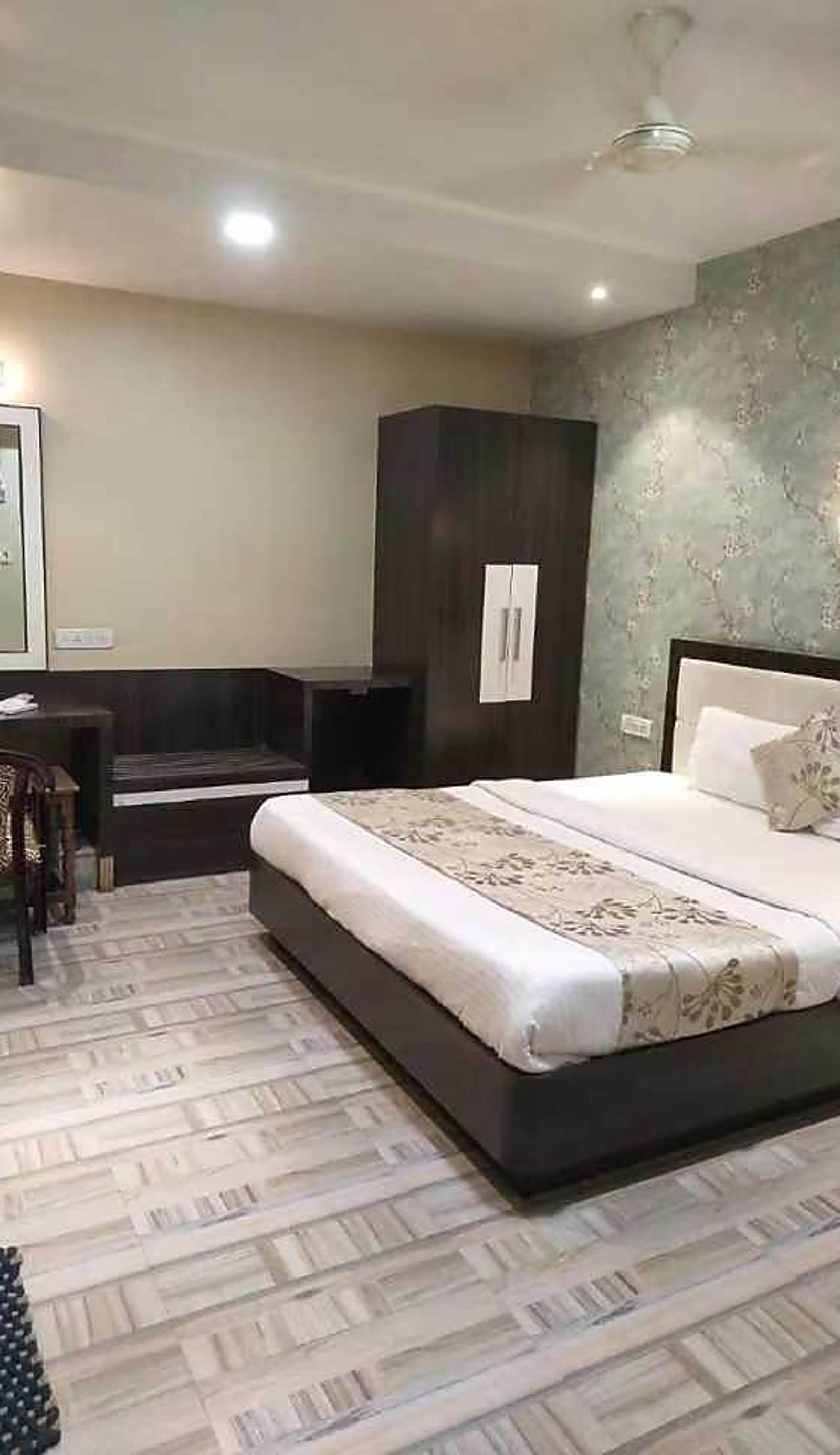 Royal Guest House