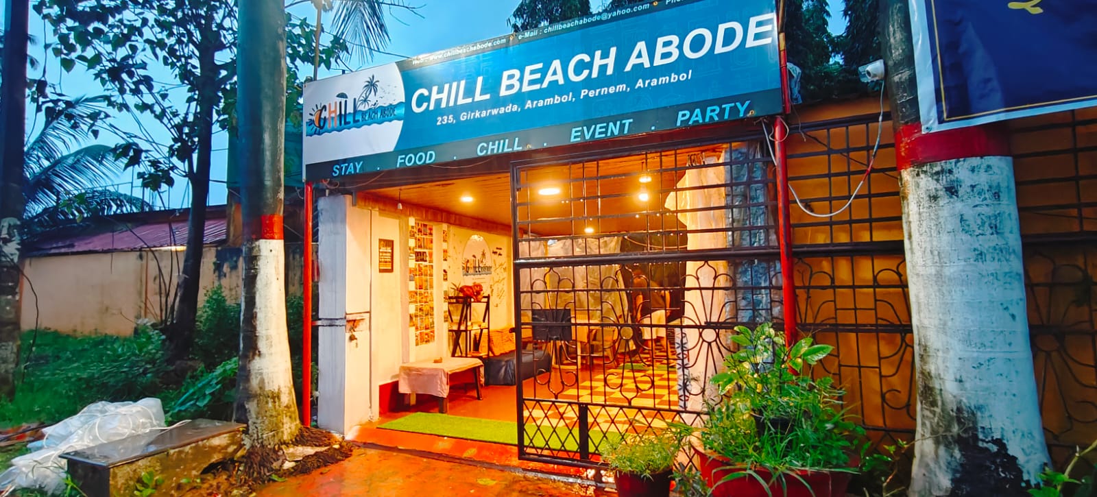 Chill Beach Abode