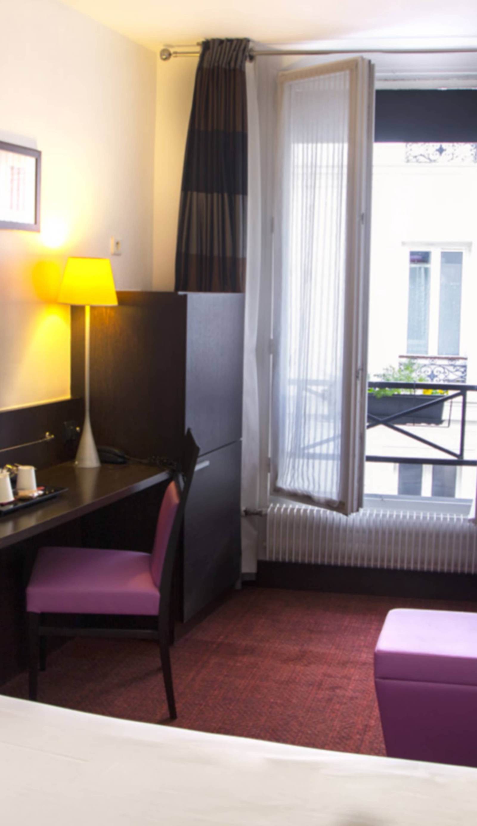 Le 55 Montparnasse Hotel