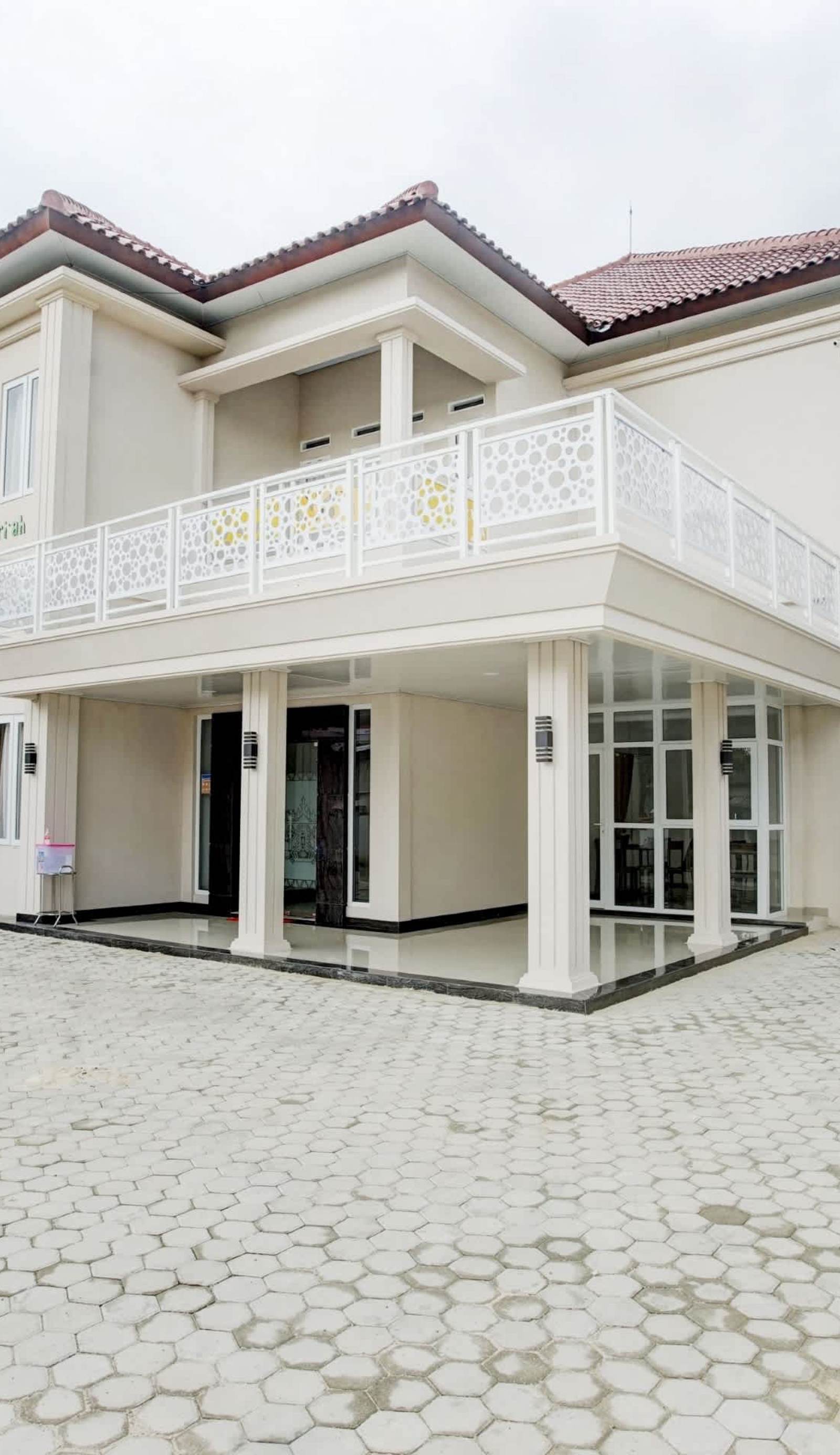 Hotel O Griya Bawean Near UIN Radin Intan