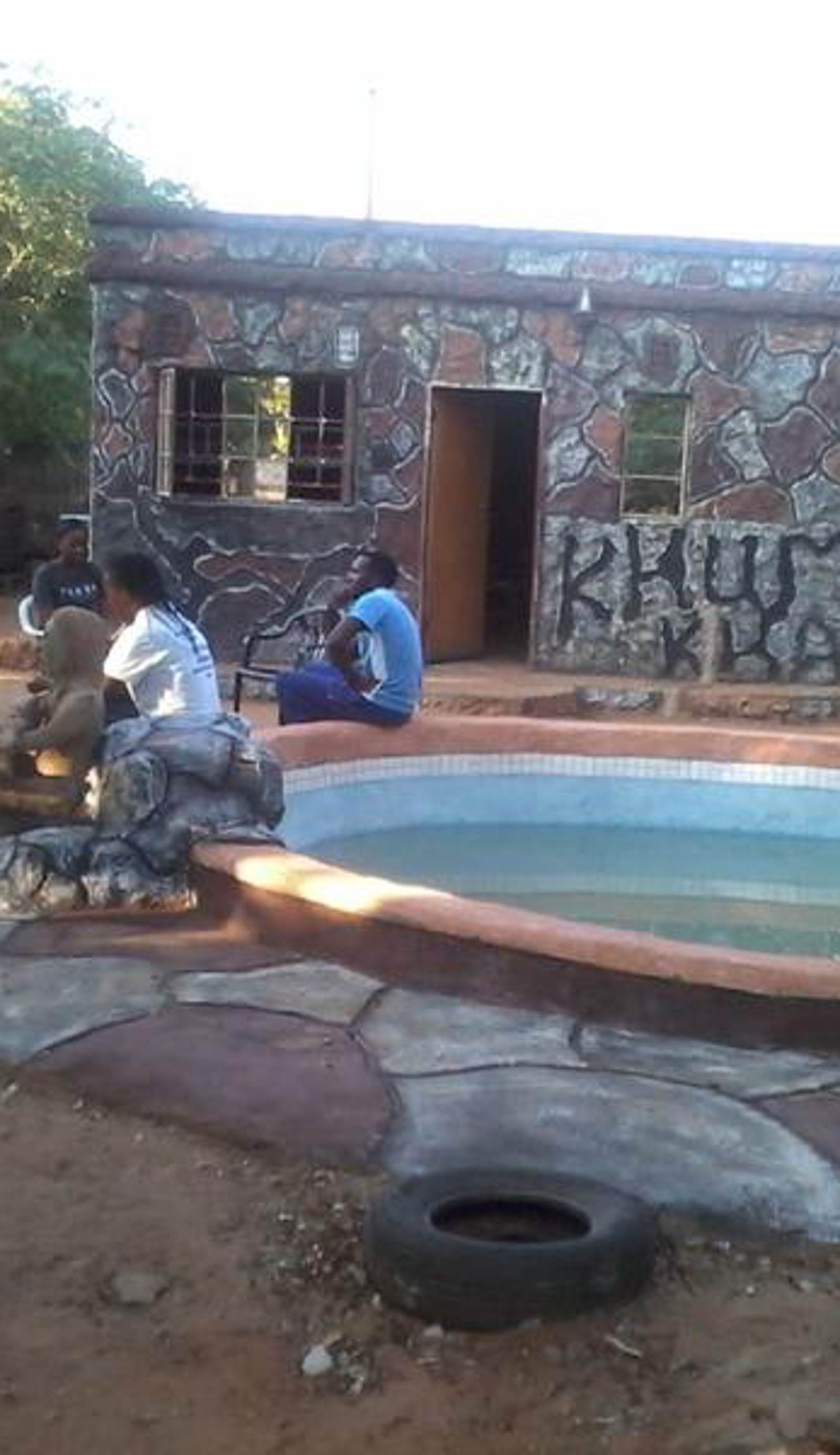 Bananyana Backpackers Camp