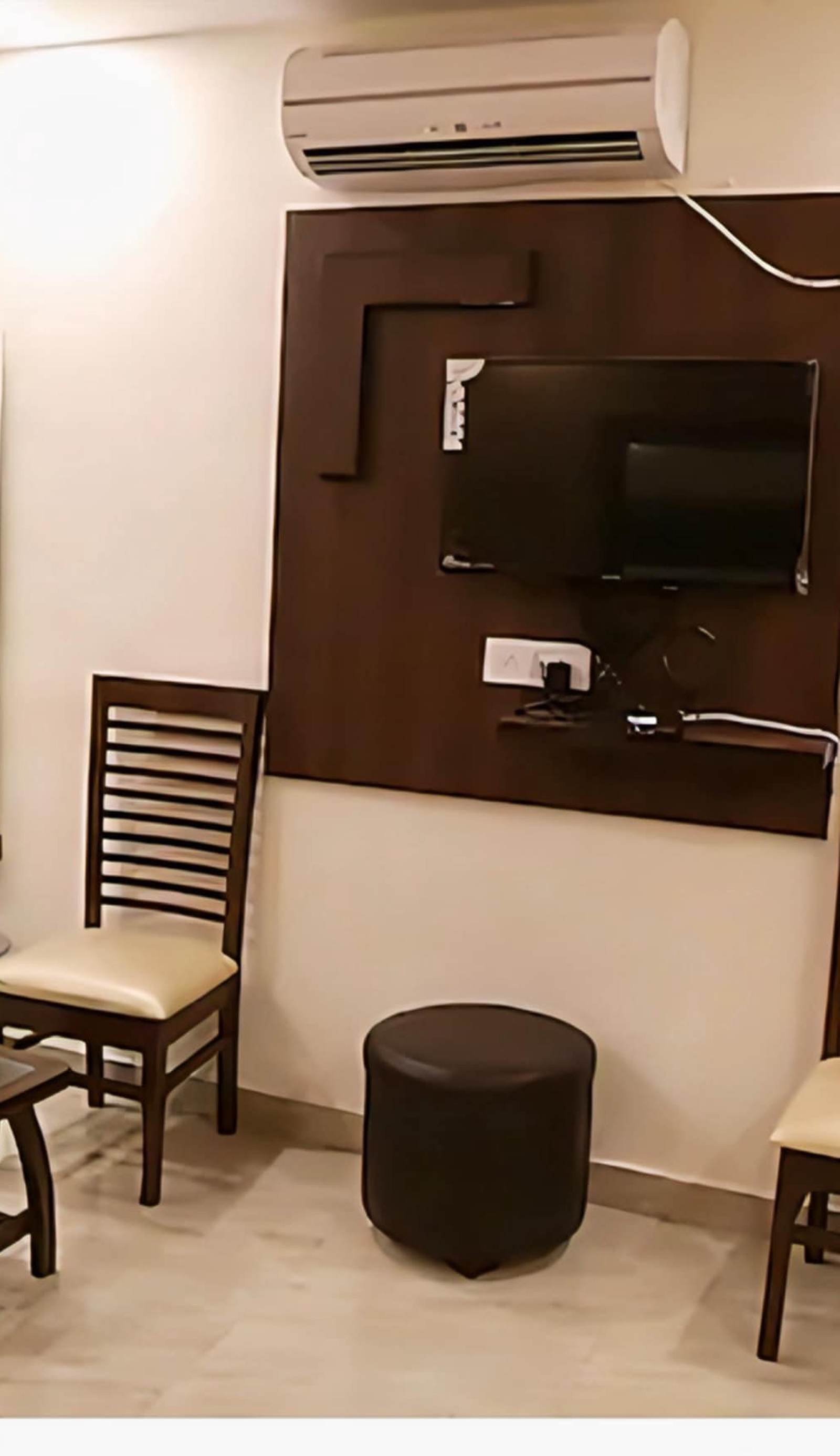 Hotel Mona Regency