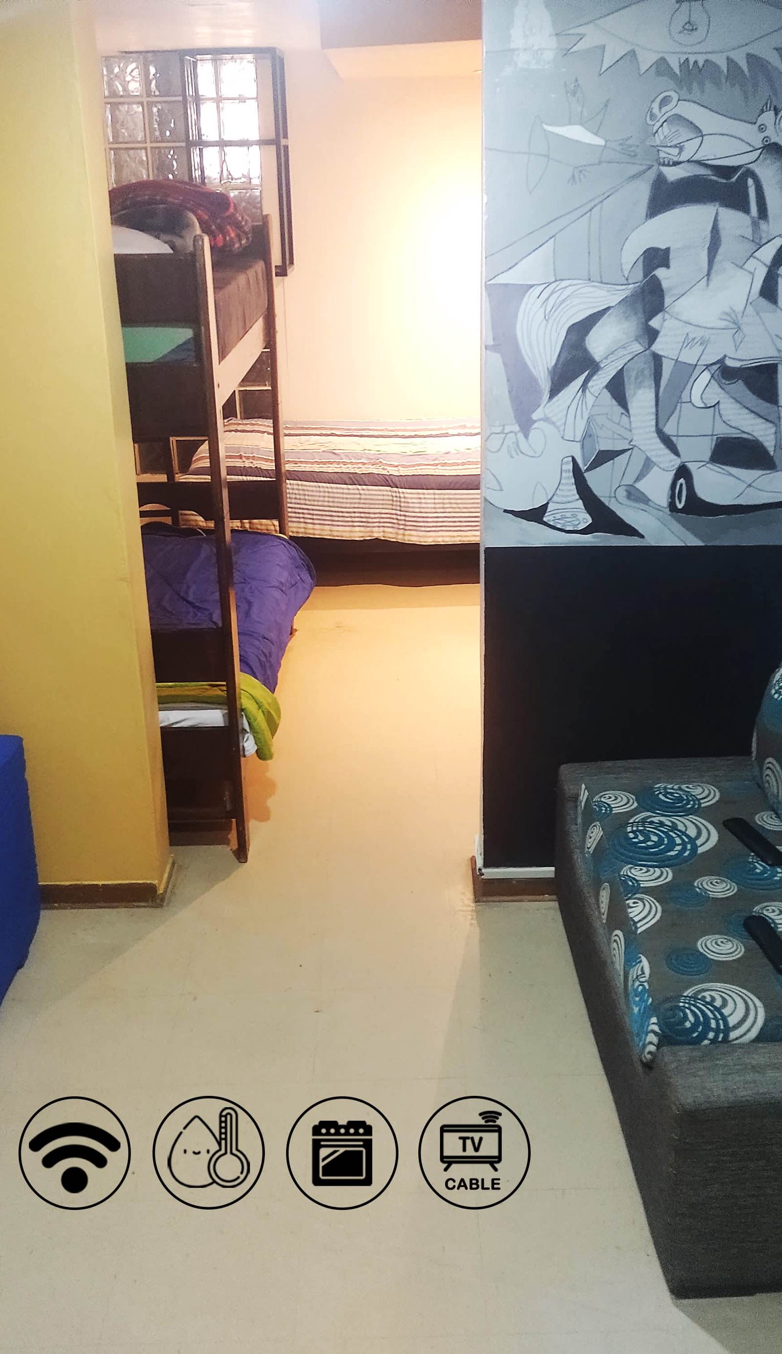 Chakra Runa Backpackers