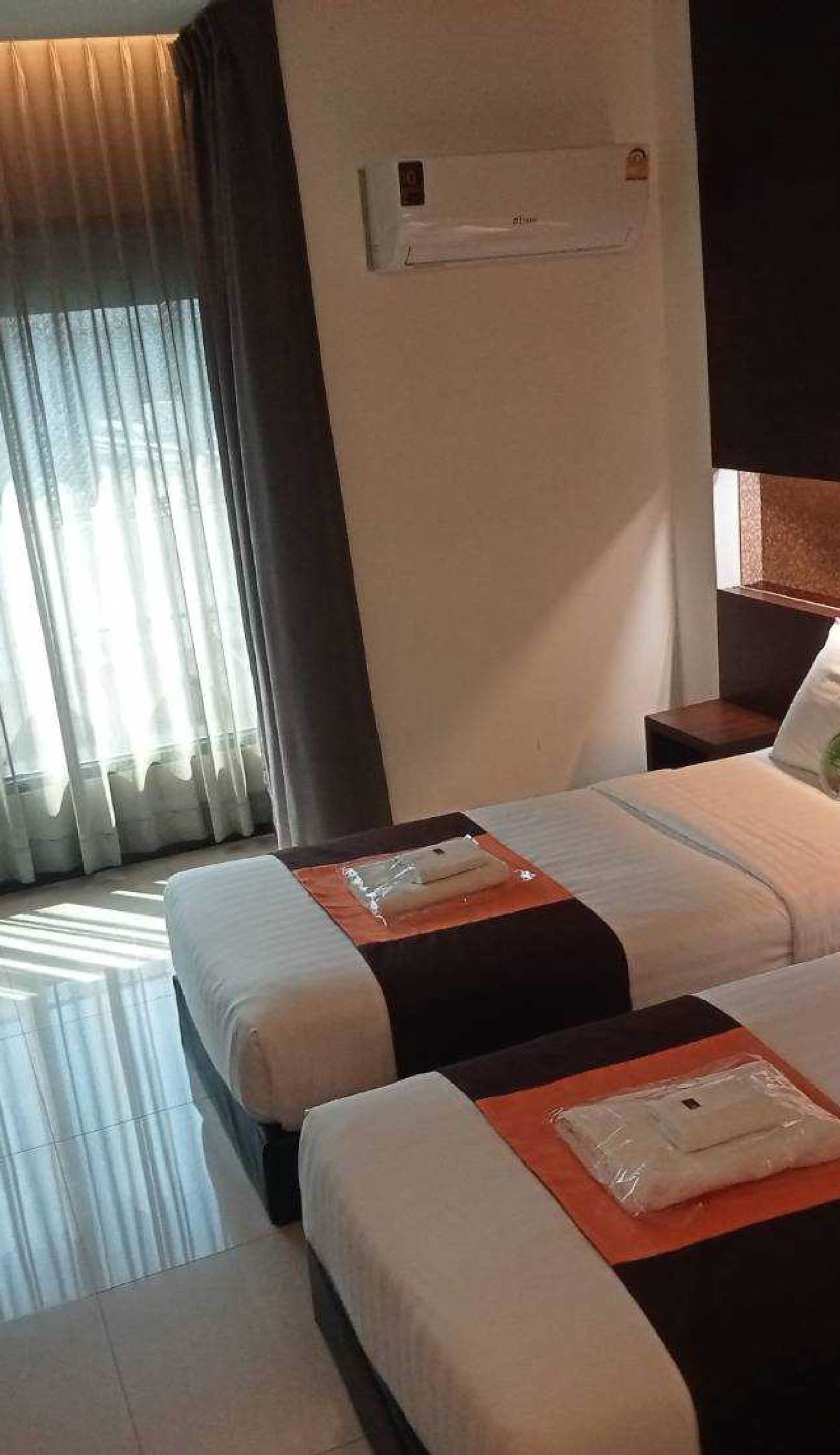 Collection O The Bangkok Airport Link Suite