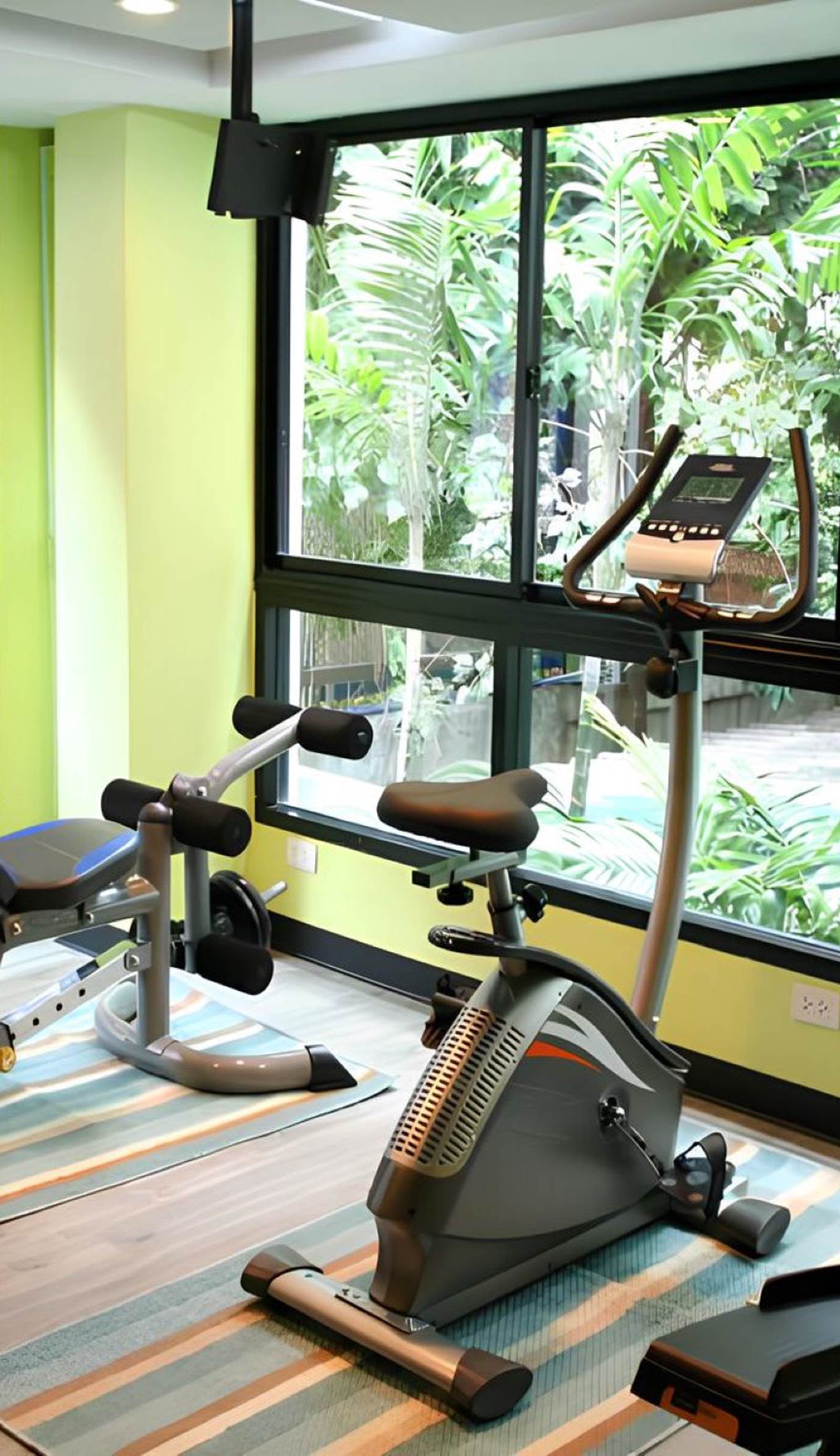 Silom Forest Exclusive Residence