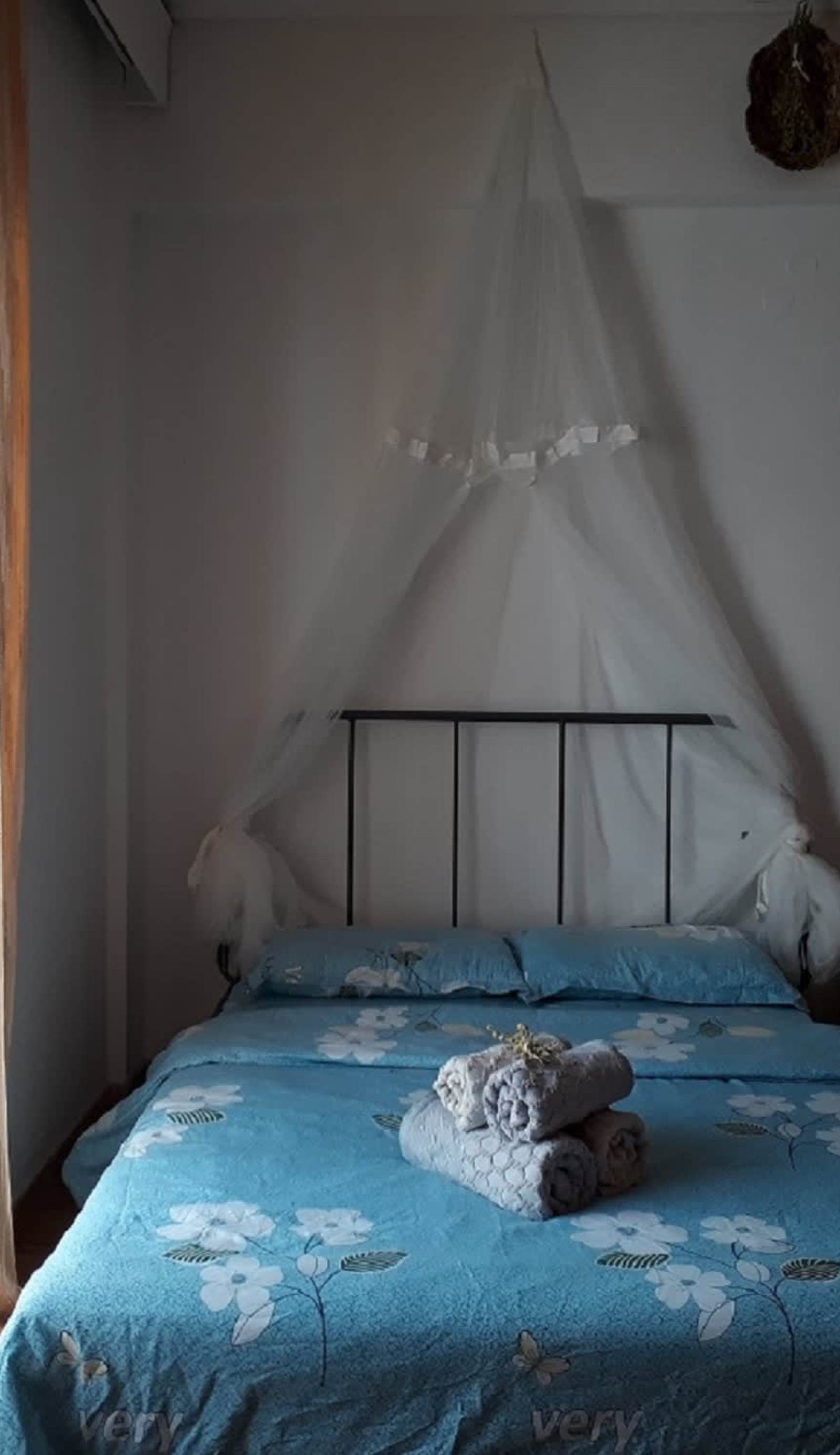 Urban Yoga House Hostel & Retreat