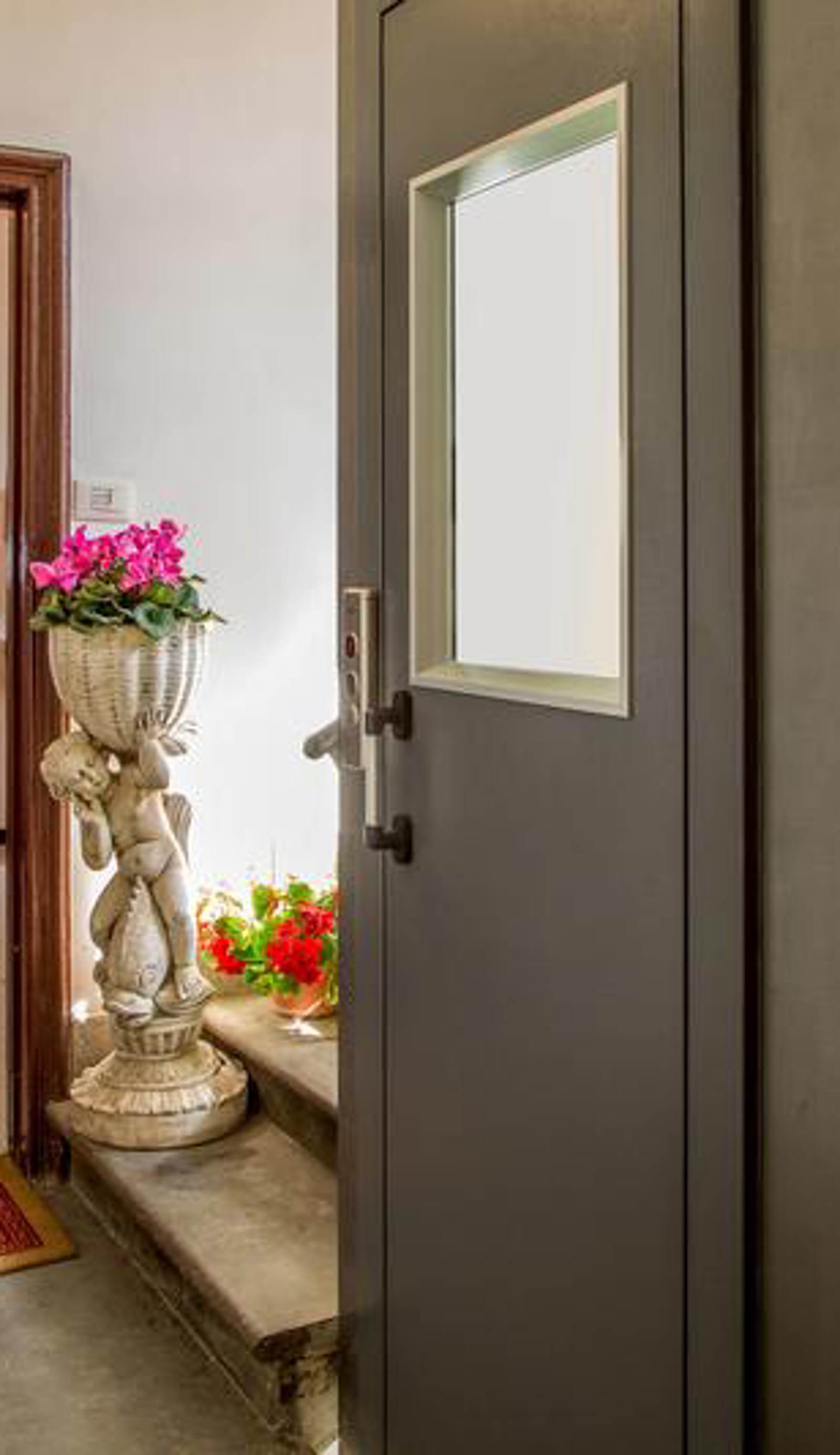Roma Central Guest House