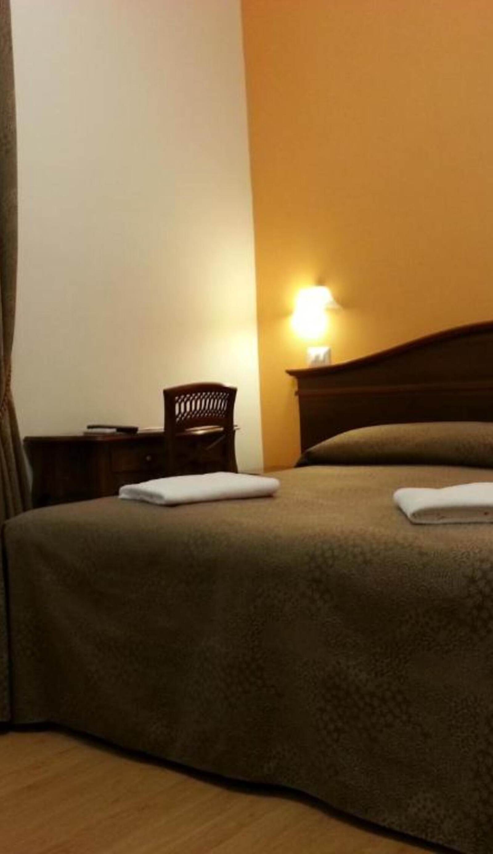 Rome City Inn