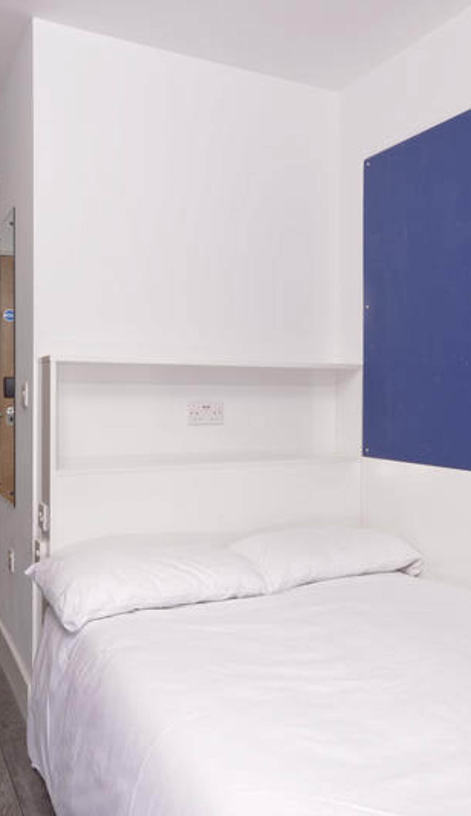 Destiny Student - Brae House